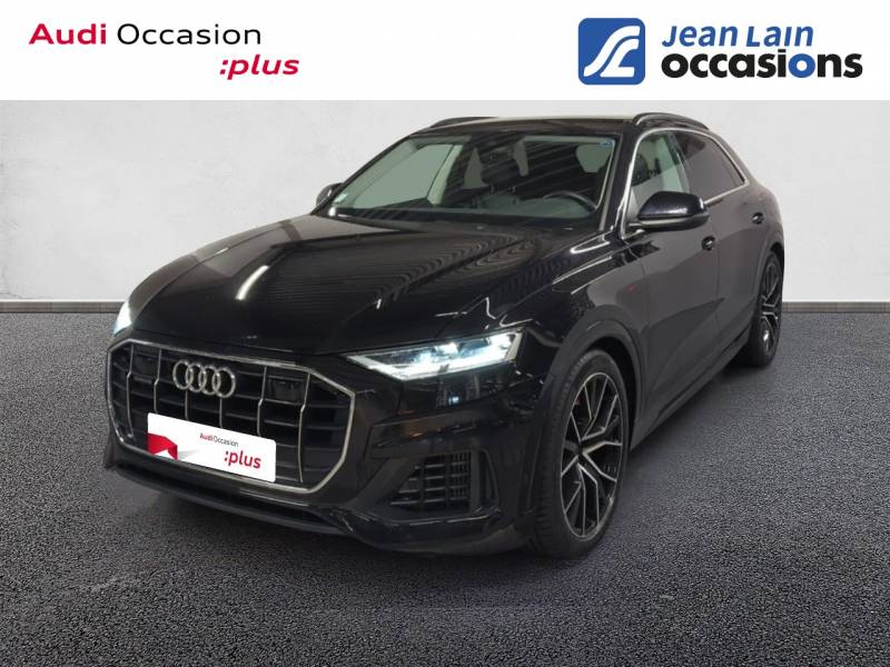 Audi Q8, Année 2021, ESSENCE