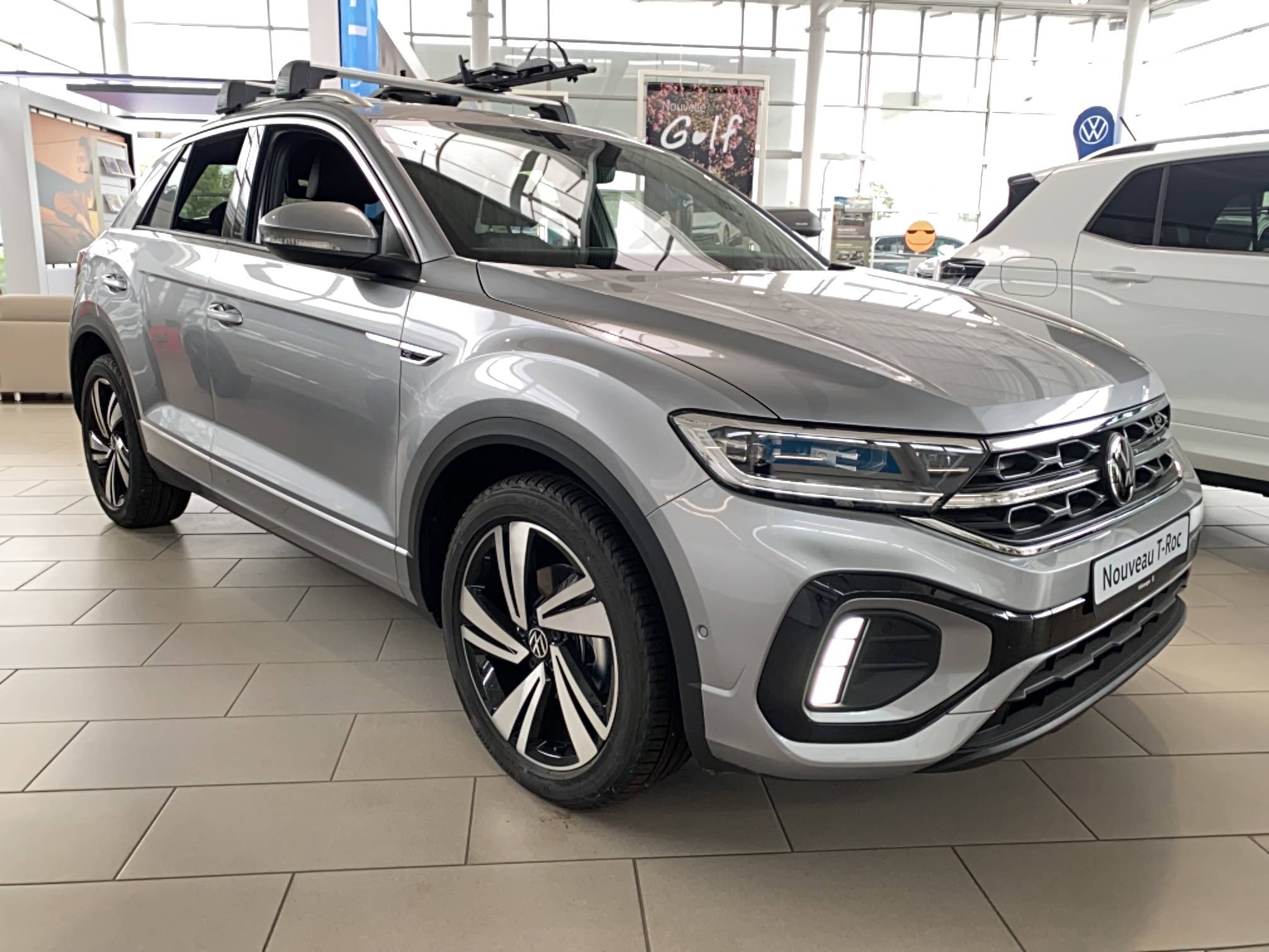 Image de l'annonce principale - Volkswagen T-Roc