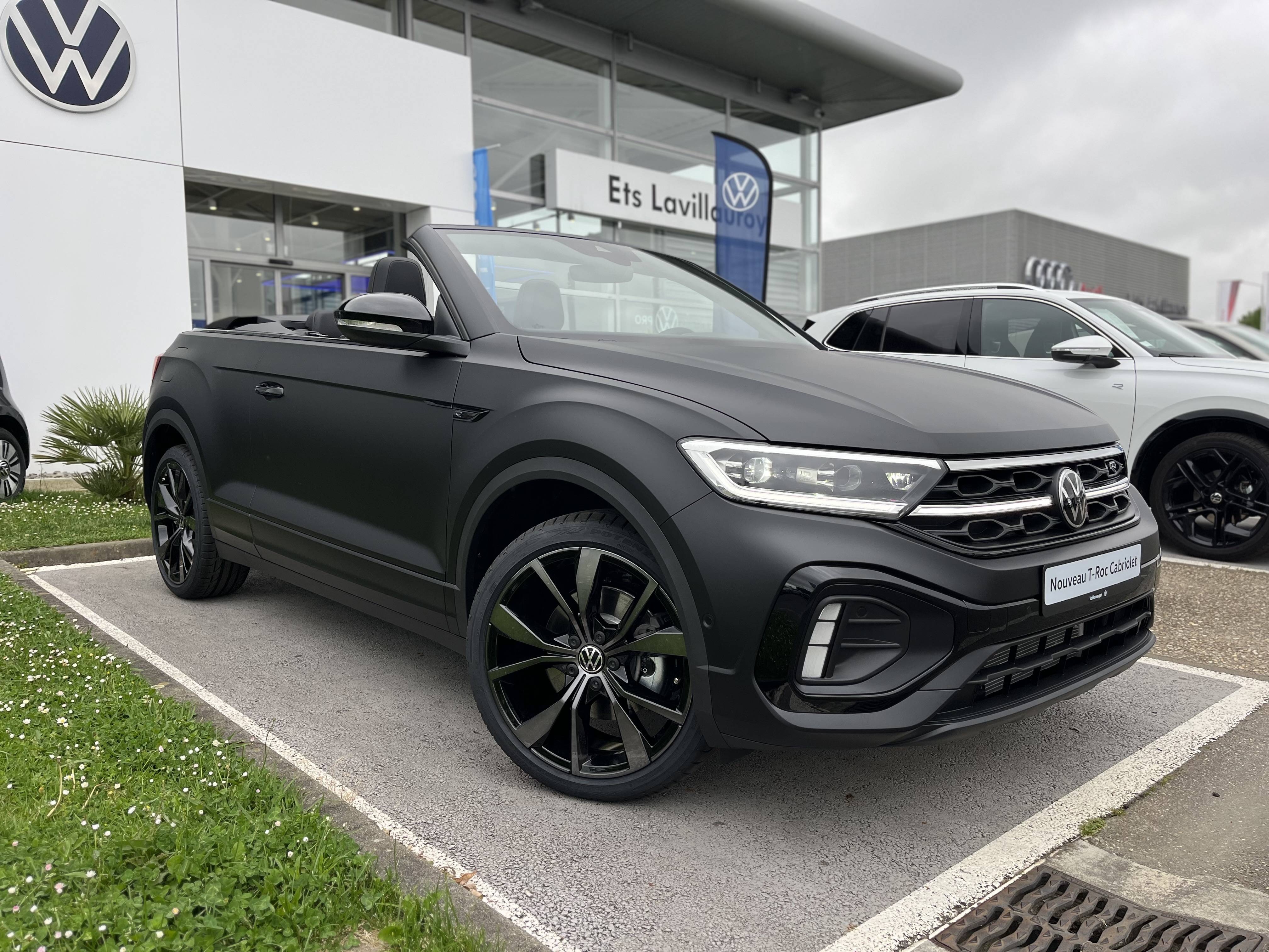 Image de l'annonce principale - Volkswagen T-Roc Cabriolet