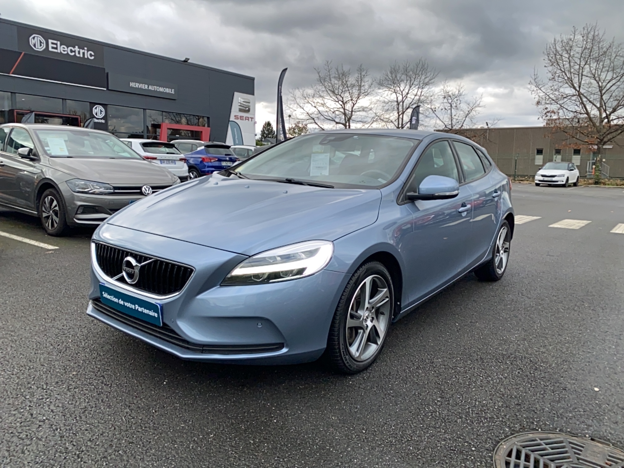 Image de l'annonce principale - Volvo V40