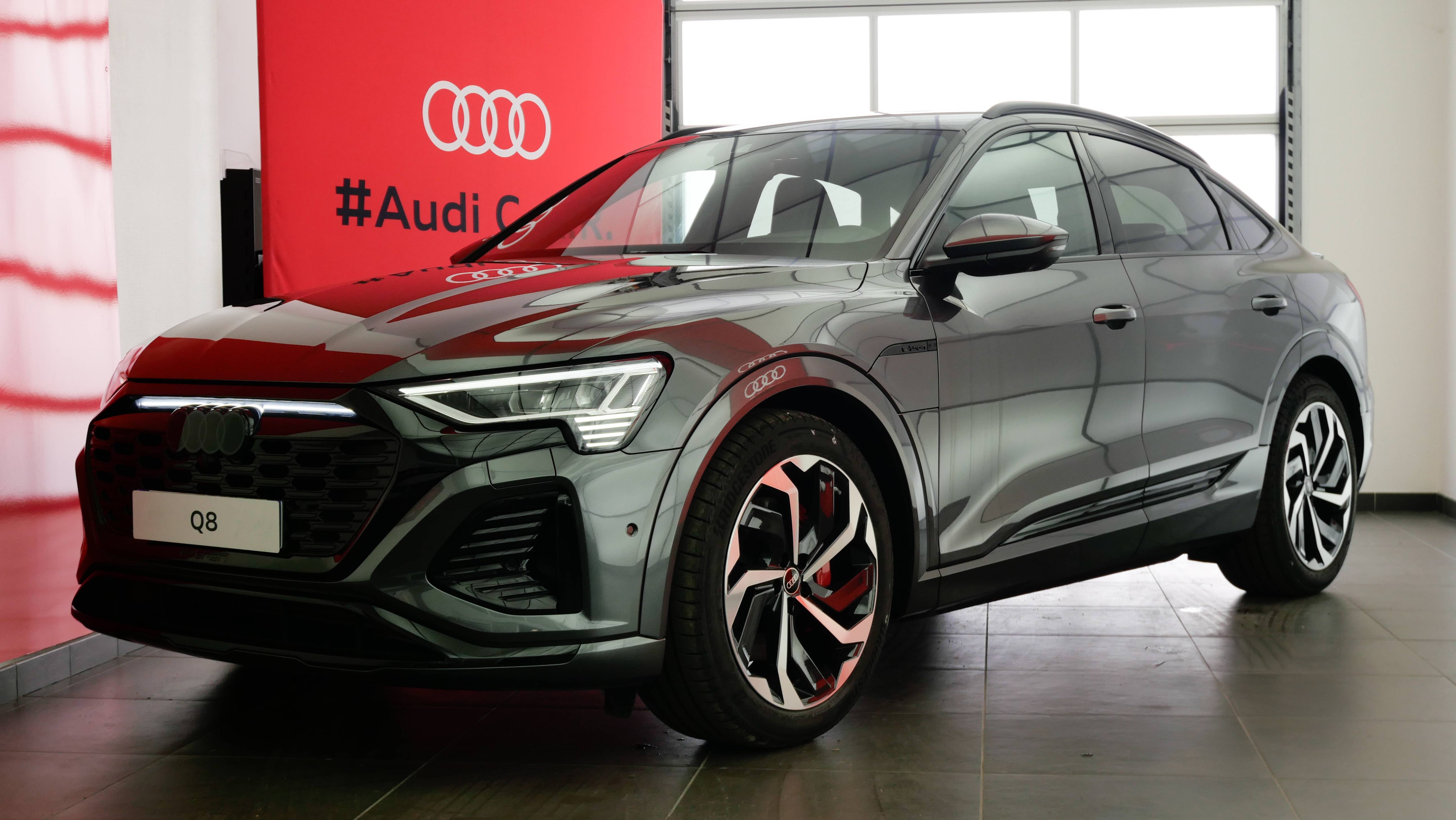 Image de l'annonce principale - Audi Q8 e-tron