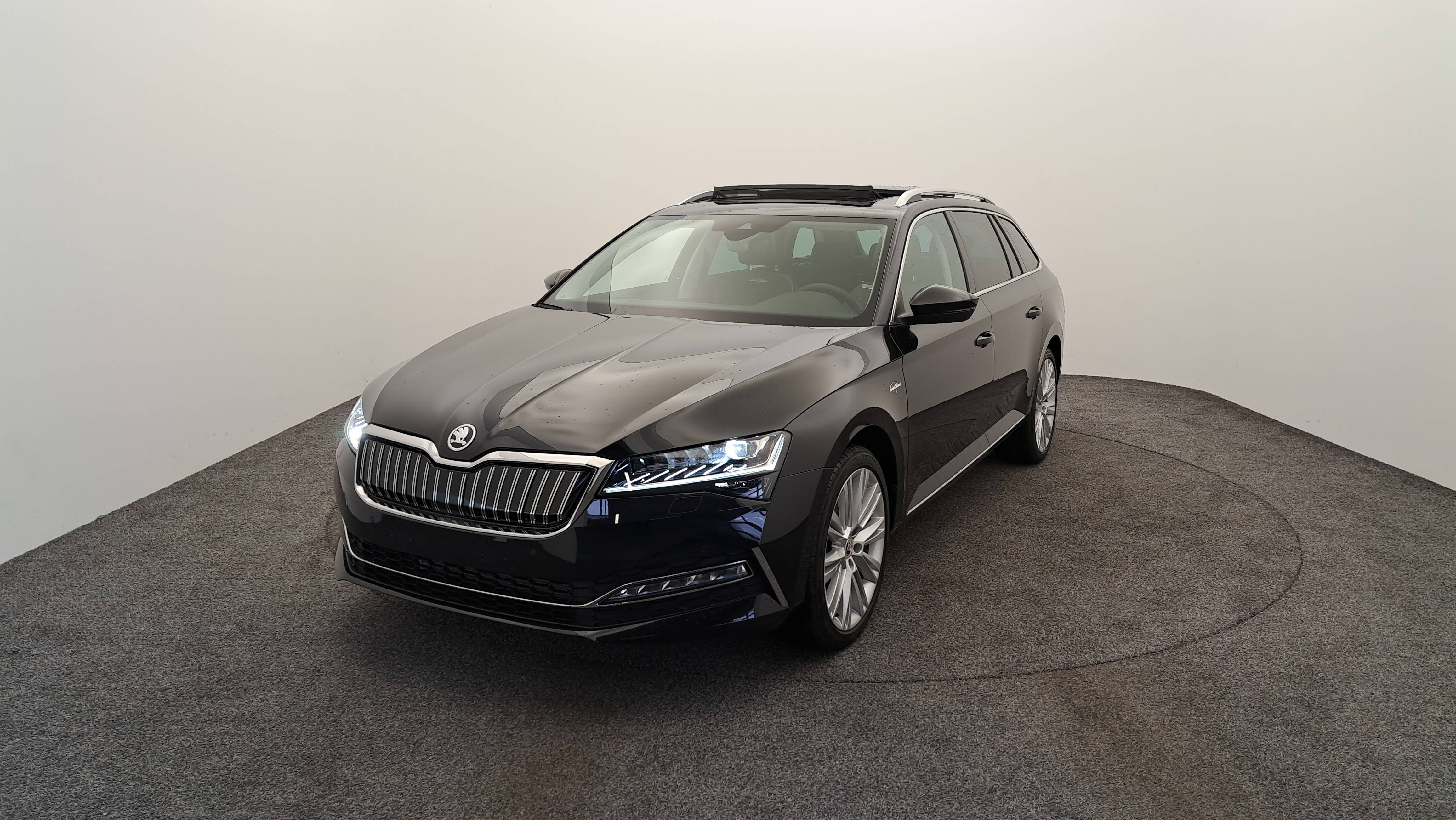 Image de l'annonce principale - Skoda Superb