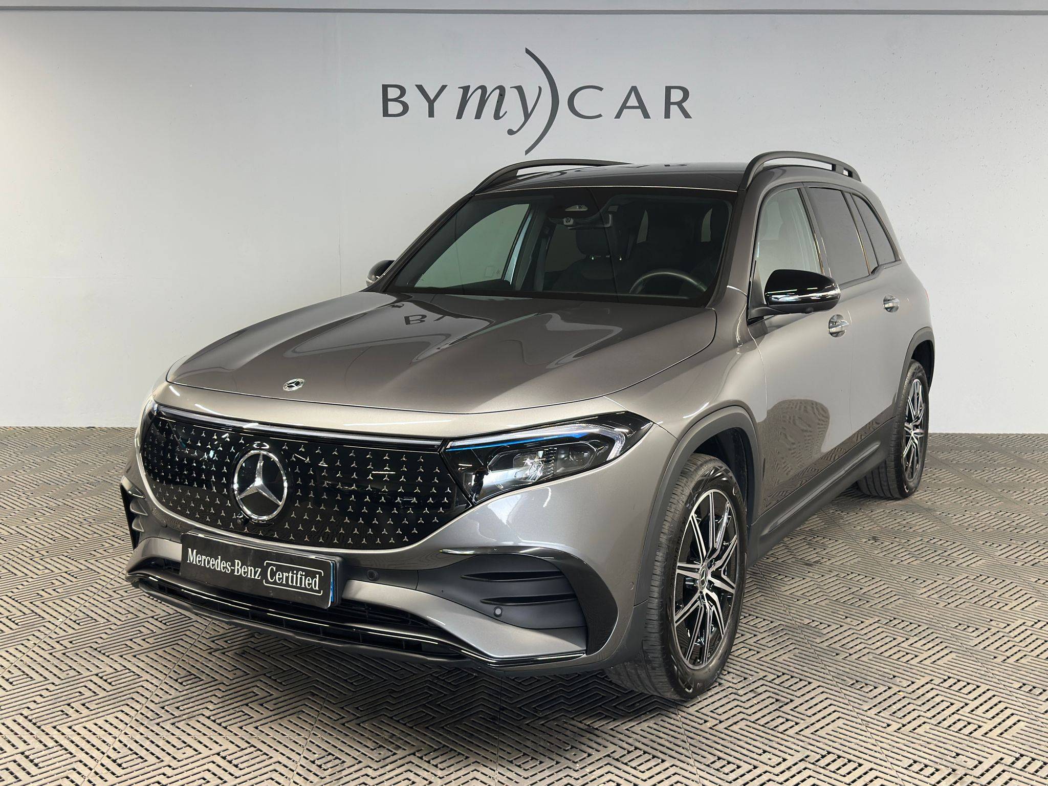 Image de l'annonce principale - Mercedes-Benz EQB