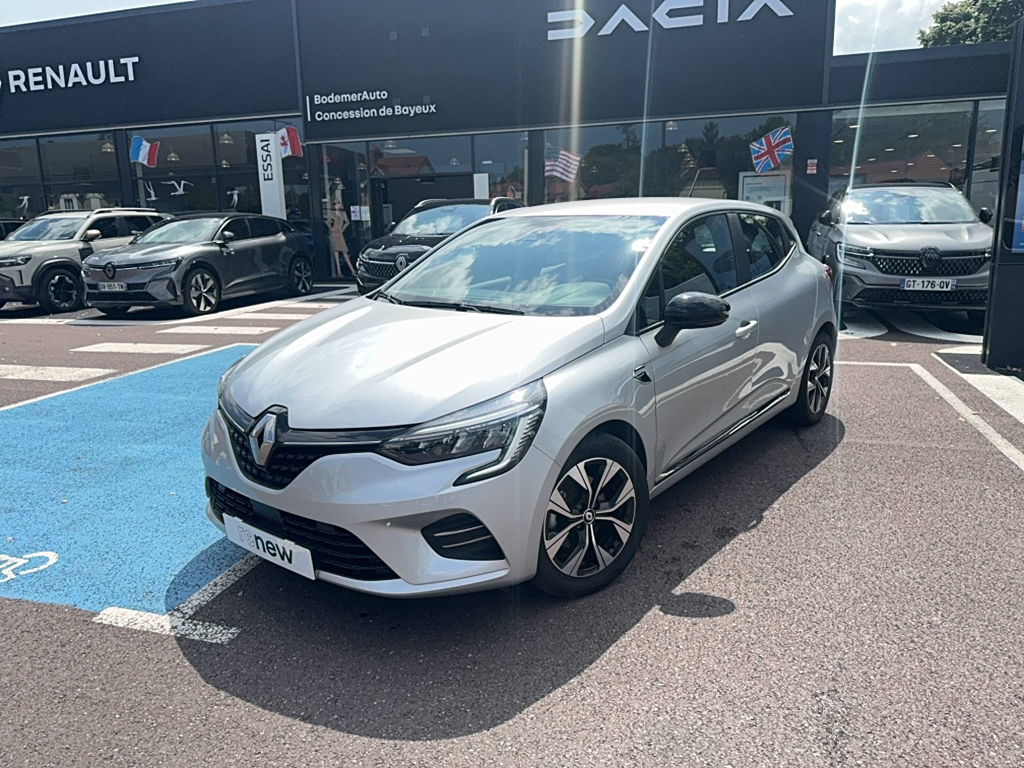 Image de l'annonce principale - Renault Clio