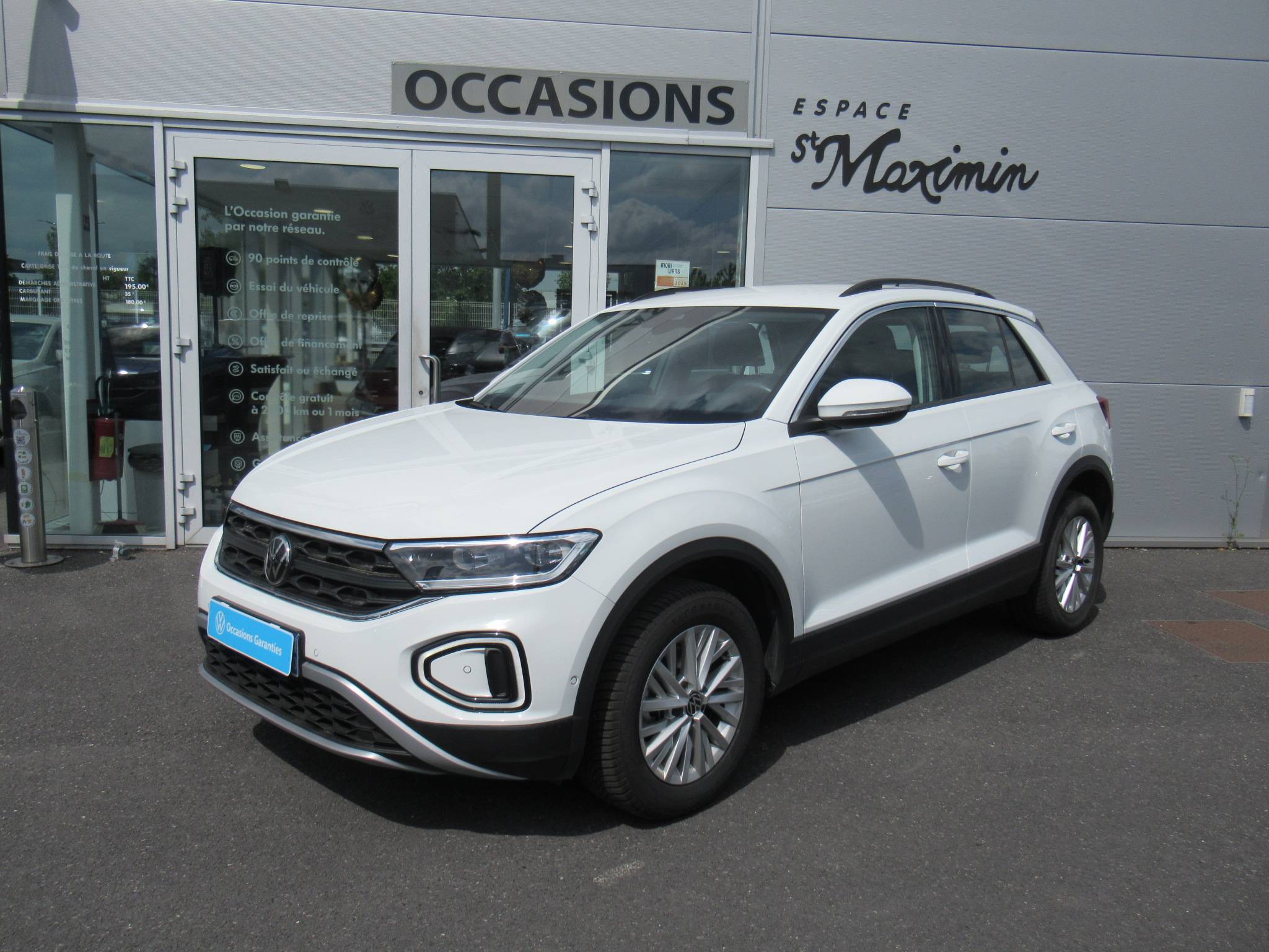 Image de l'annonce principale - Volkswagen T-Roc