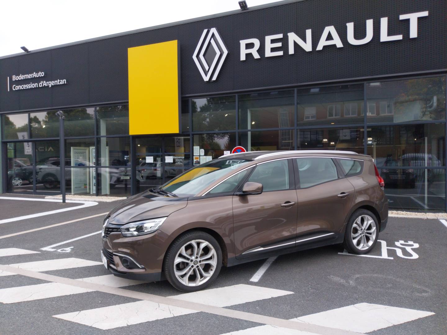 Image de l'annonce principale - Renault Grand Scénic