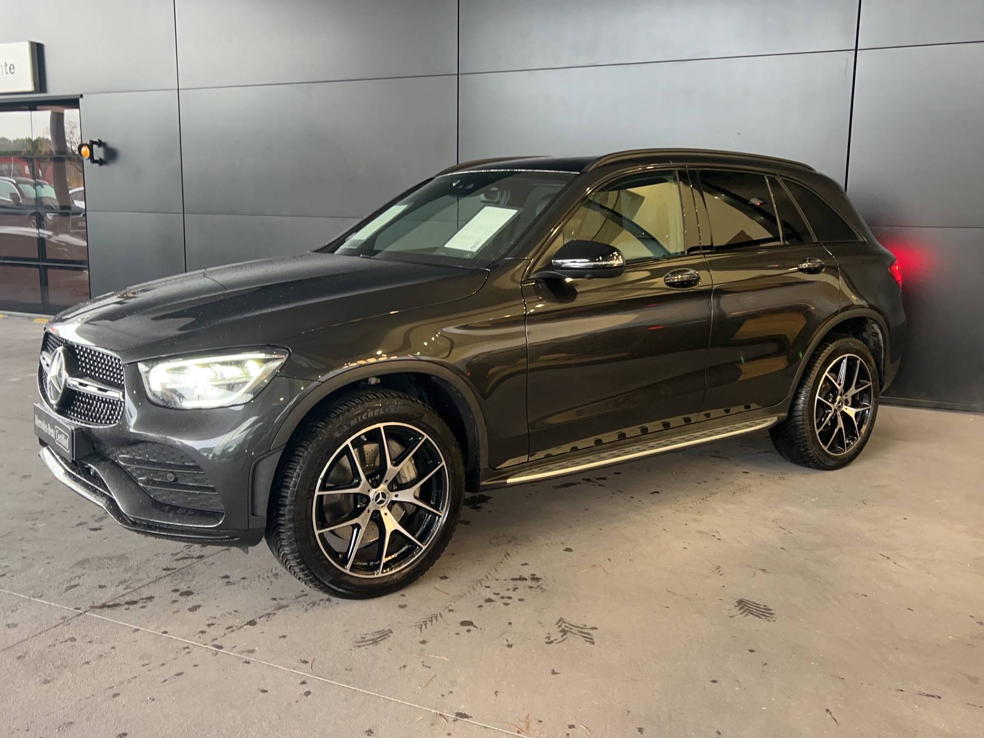 Image de l'annonce principale - Mercedes-Benz GLC