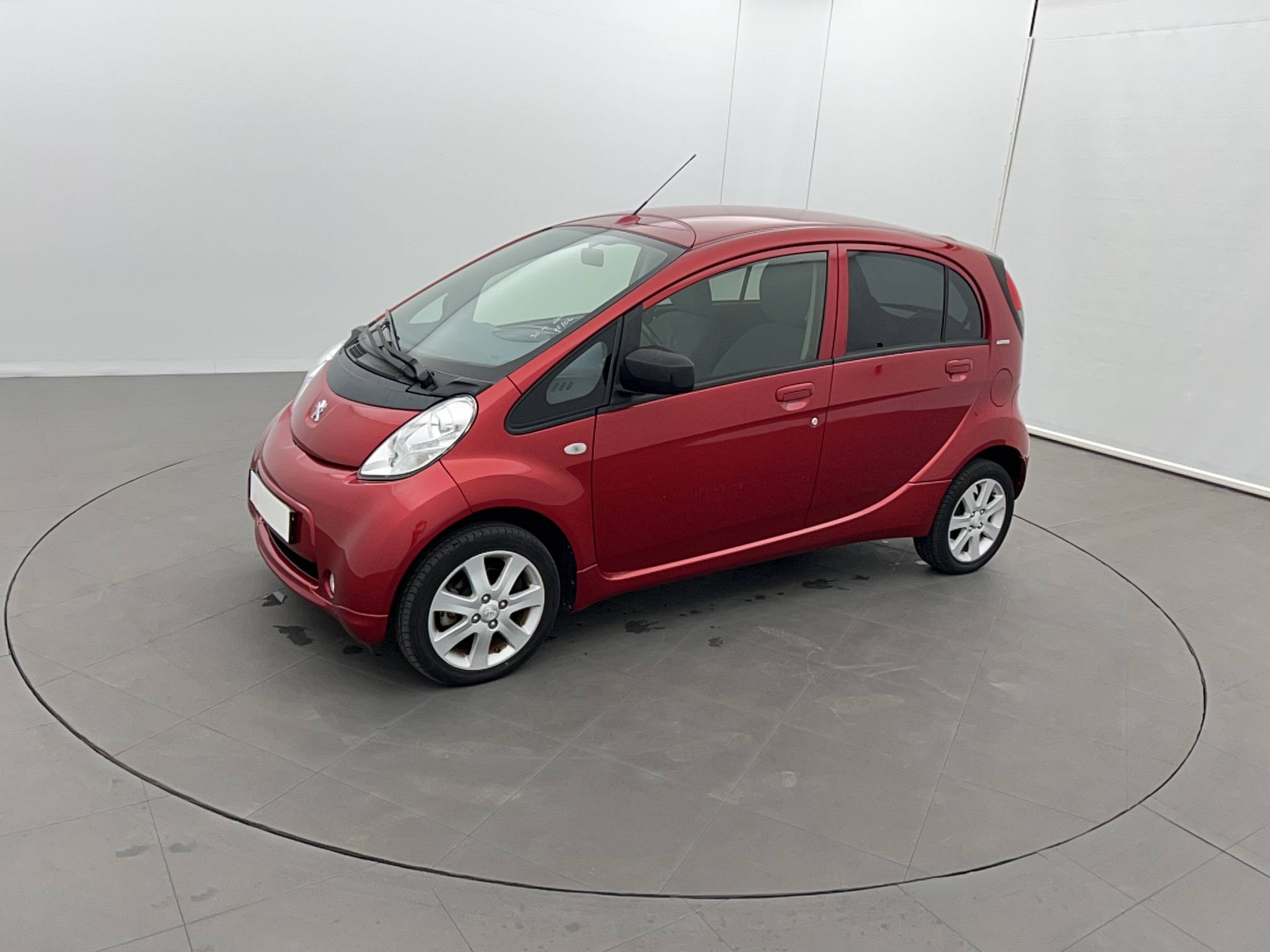 Image de l'annonce principale - Peugeot iOn