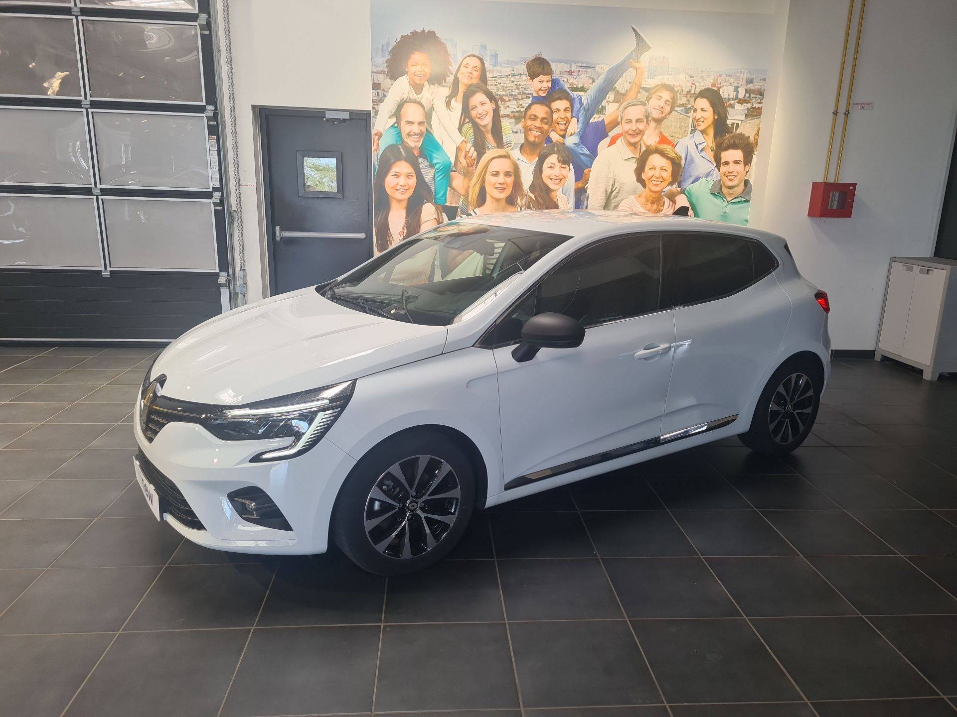 Image de l'annonce principale - Renault Clio