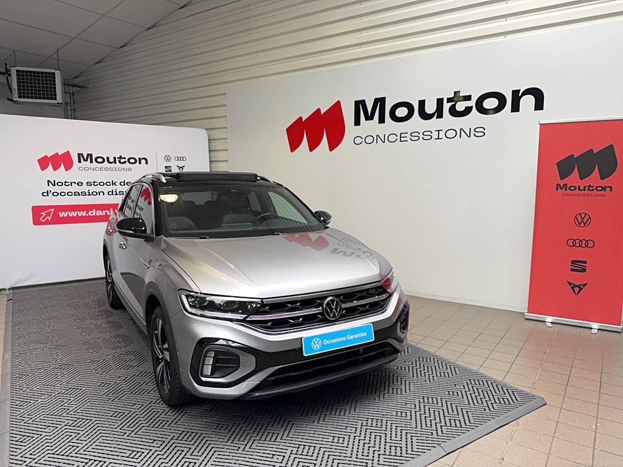 Image de l'annonce principale - Volkswagen T-Roc