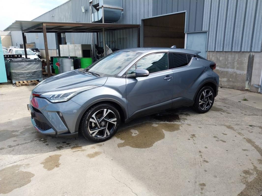 Image de l'annonce principale - Toyota C-HR