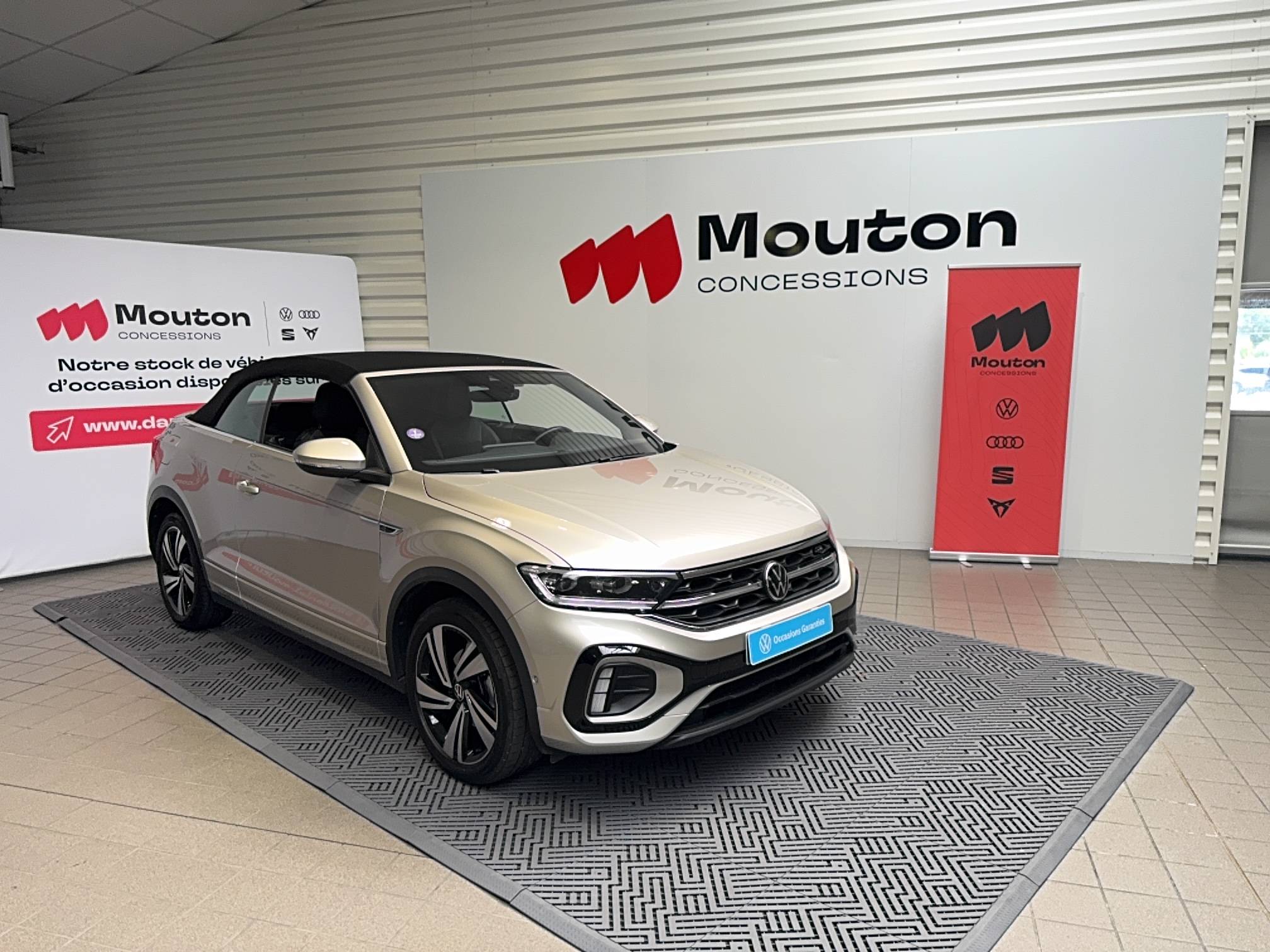 Image de l'annonce principale - Volkswagen T-Roc Cabriolet