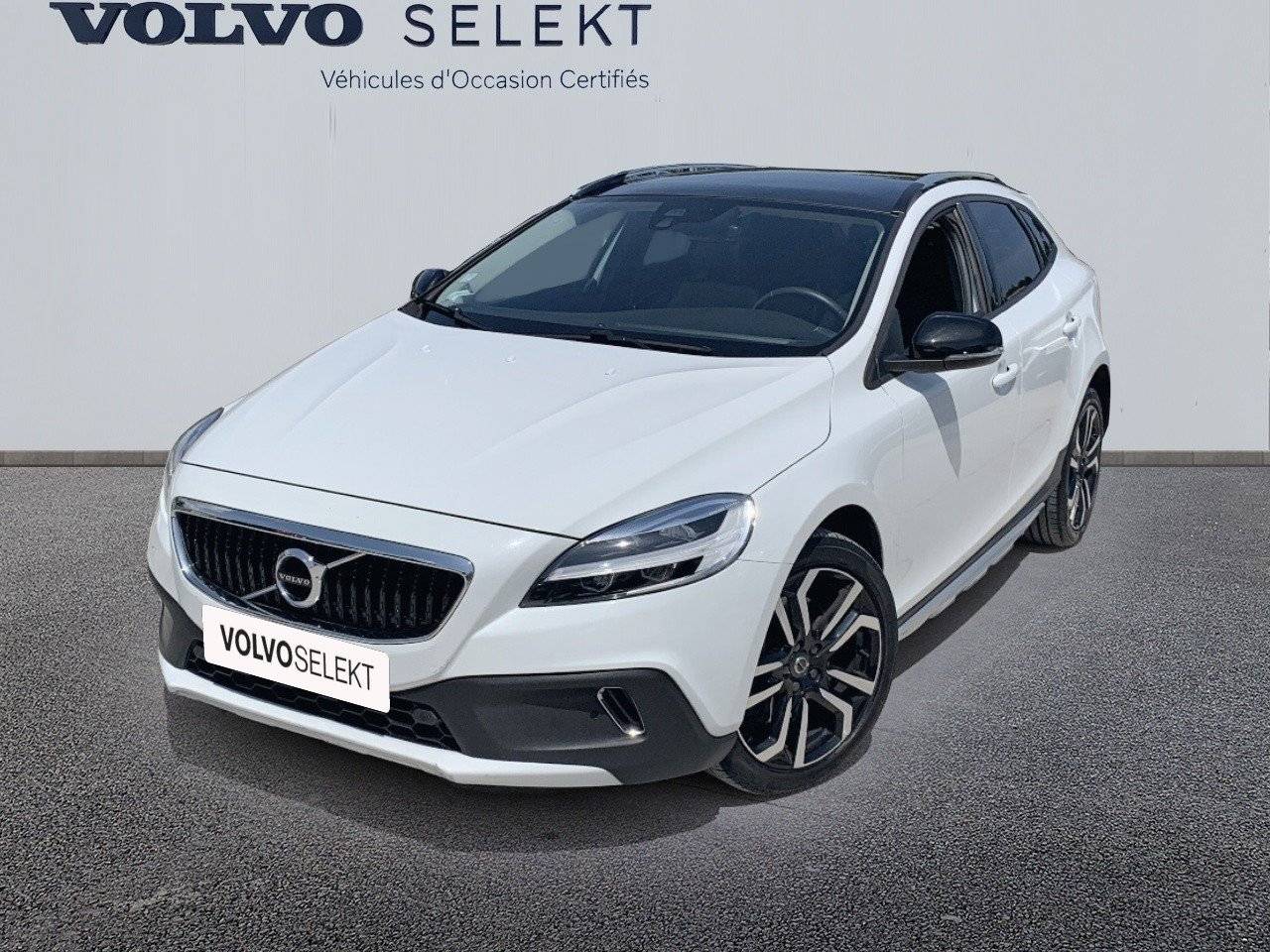 Image de l'annonce principale - Volvo V40 Cross Country
