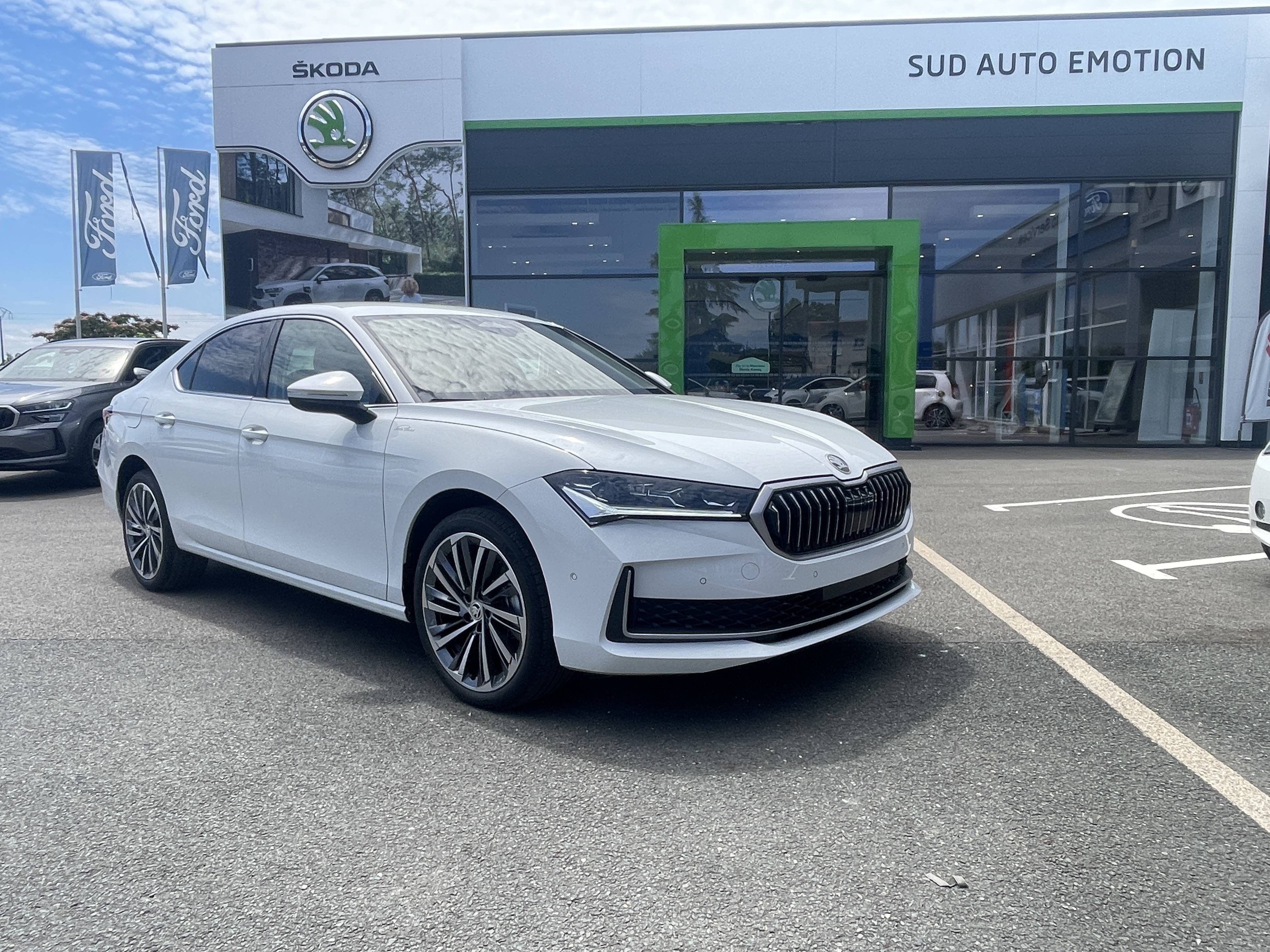 Image de l'annonce principale - Skoda Superb