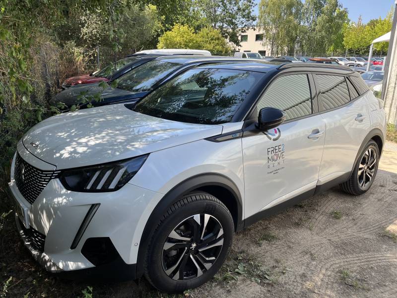 Image de l'annonce principale - Peugeot e-2008