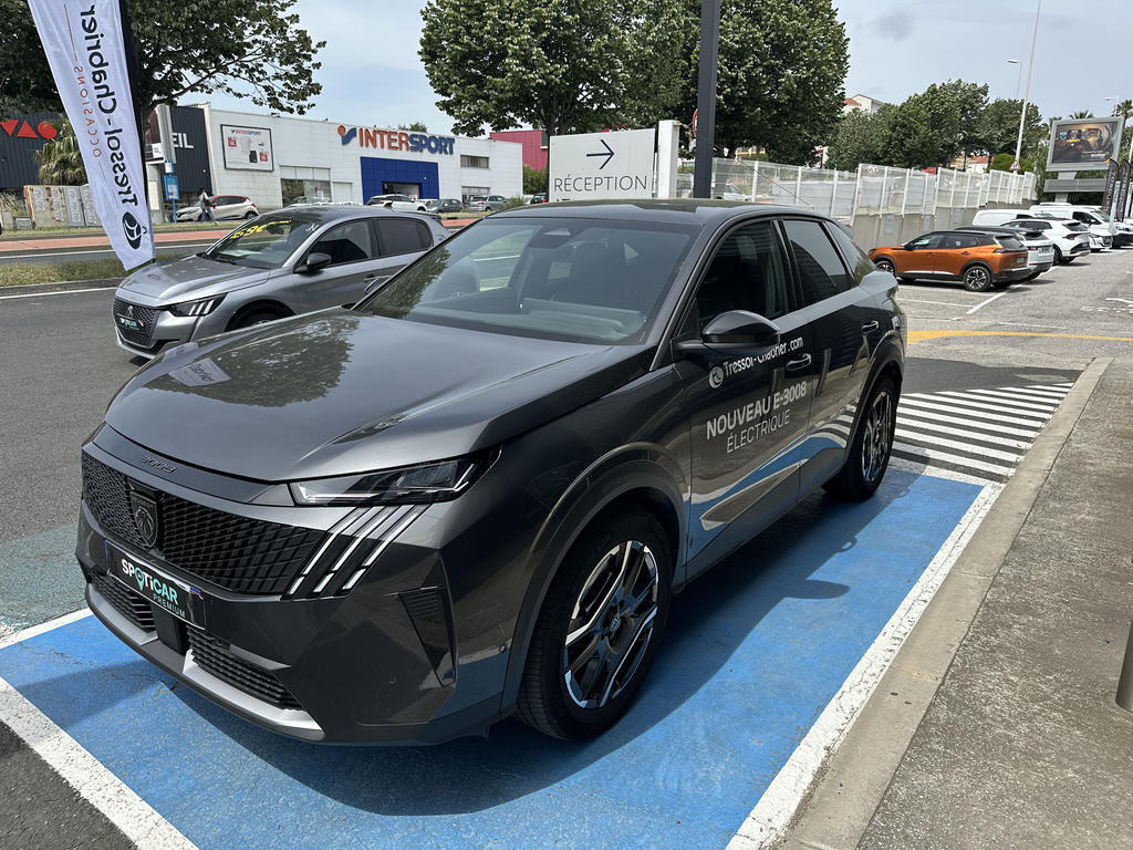 Image de l'annonce principale - Peugeot e-3008