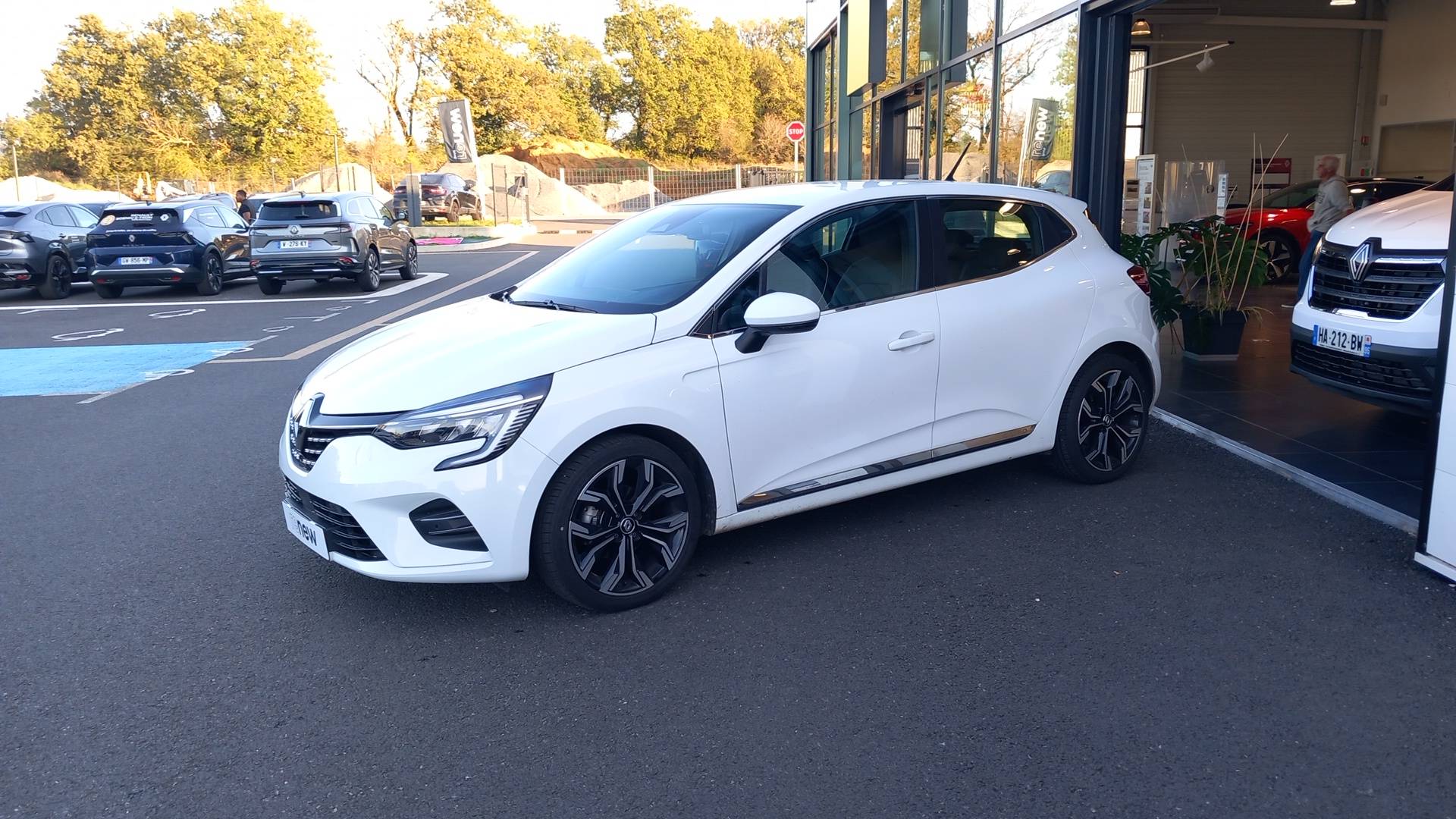 Image de l'annonce principale - Renault Clio