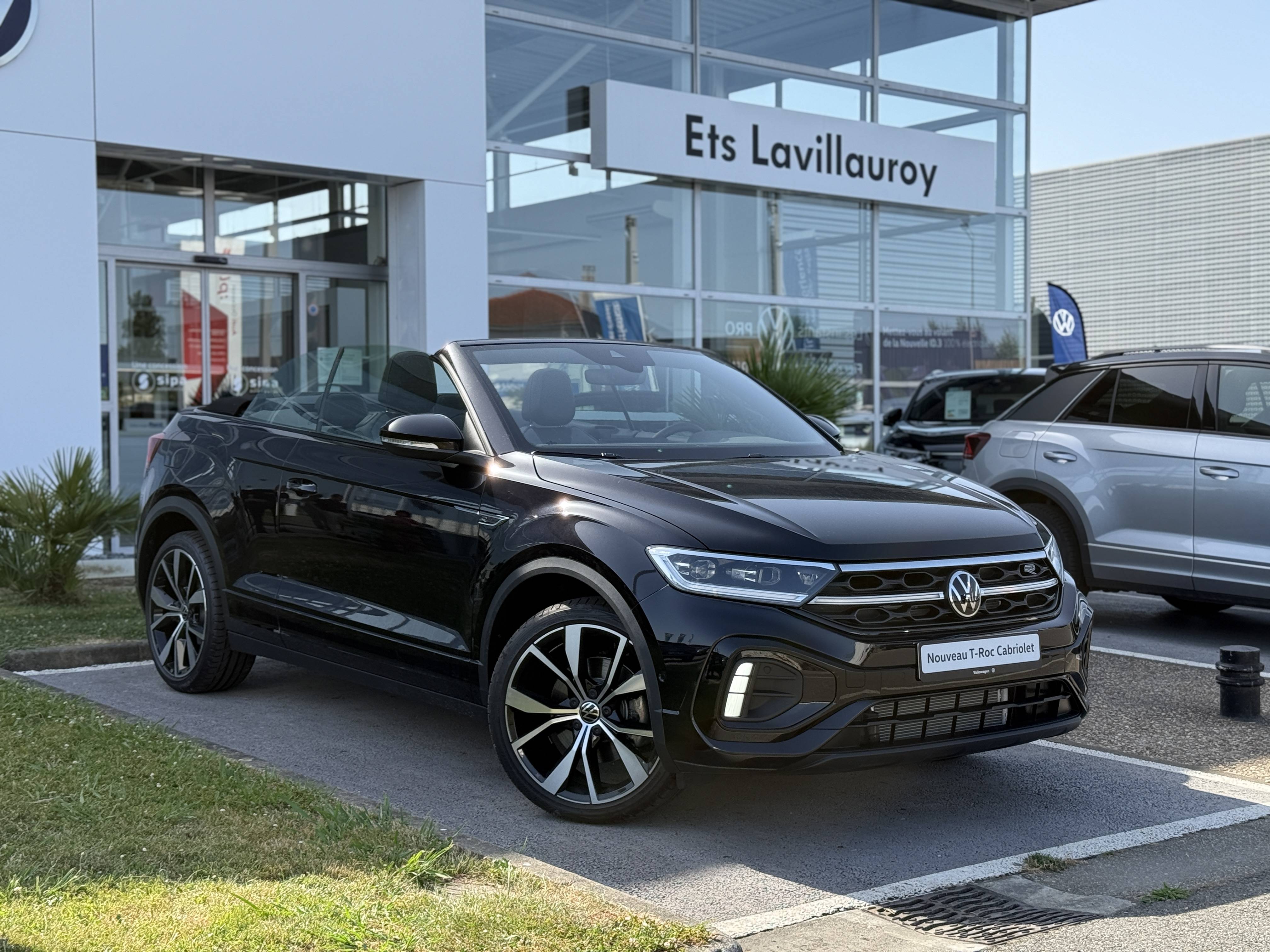 Image de l'annonce principale - Volkswagen T-Roc Cabriolet
