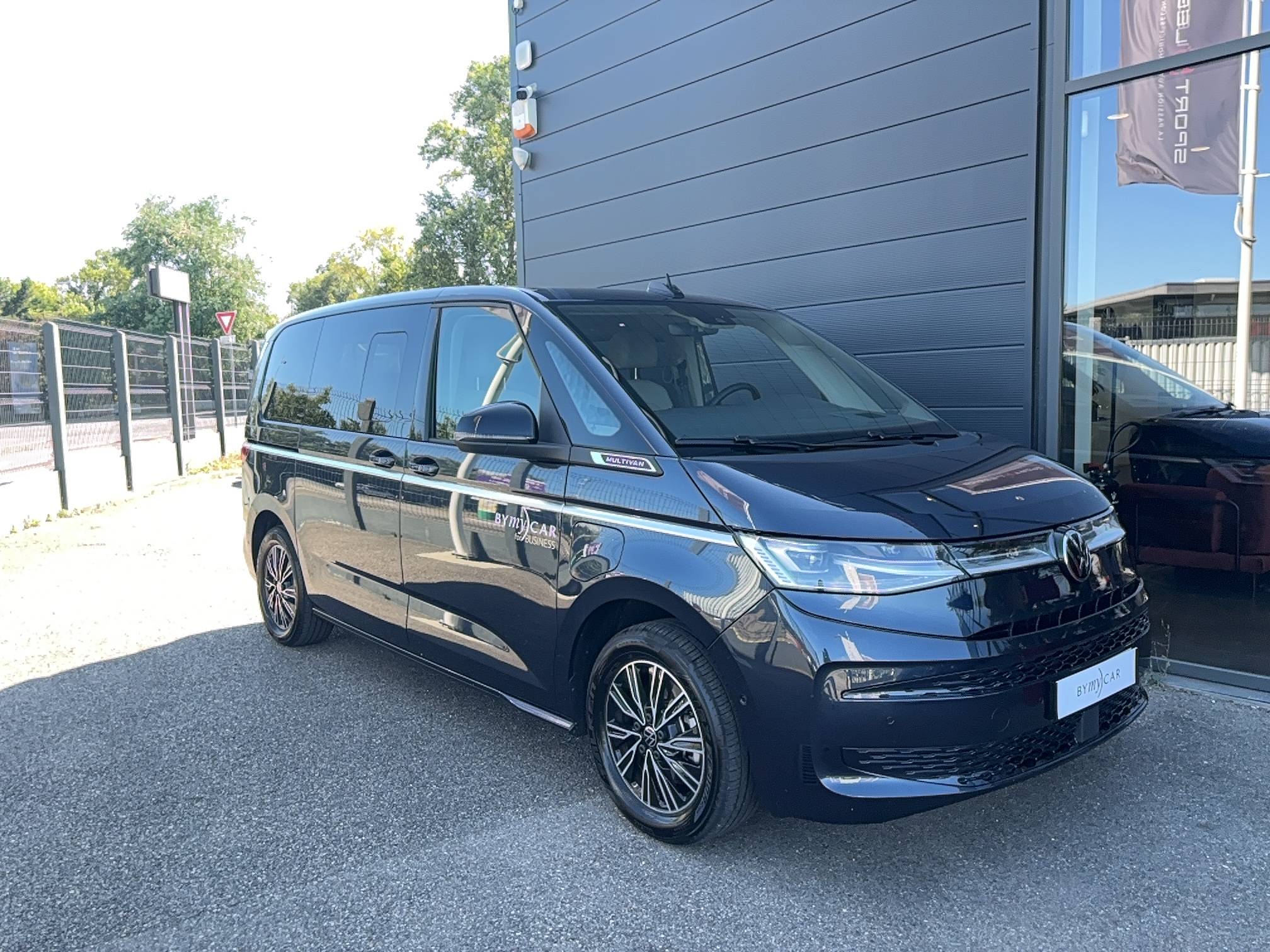 Image de l'annonce principale - Volkswagen Multivan