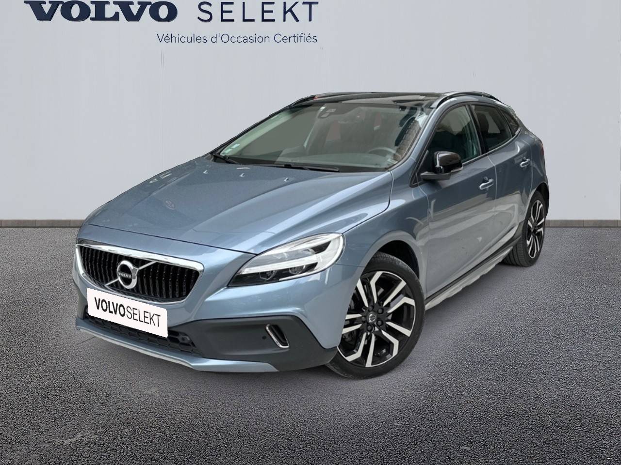 Image de l'annonce principale - Volvo V40 Cross Country