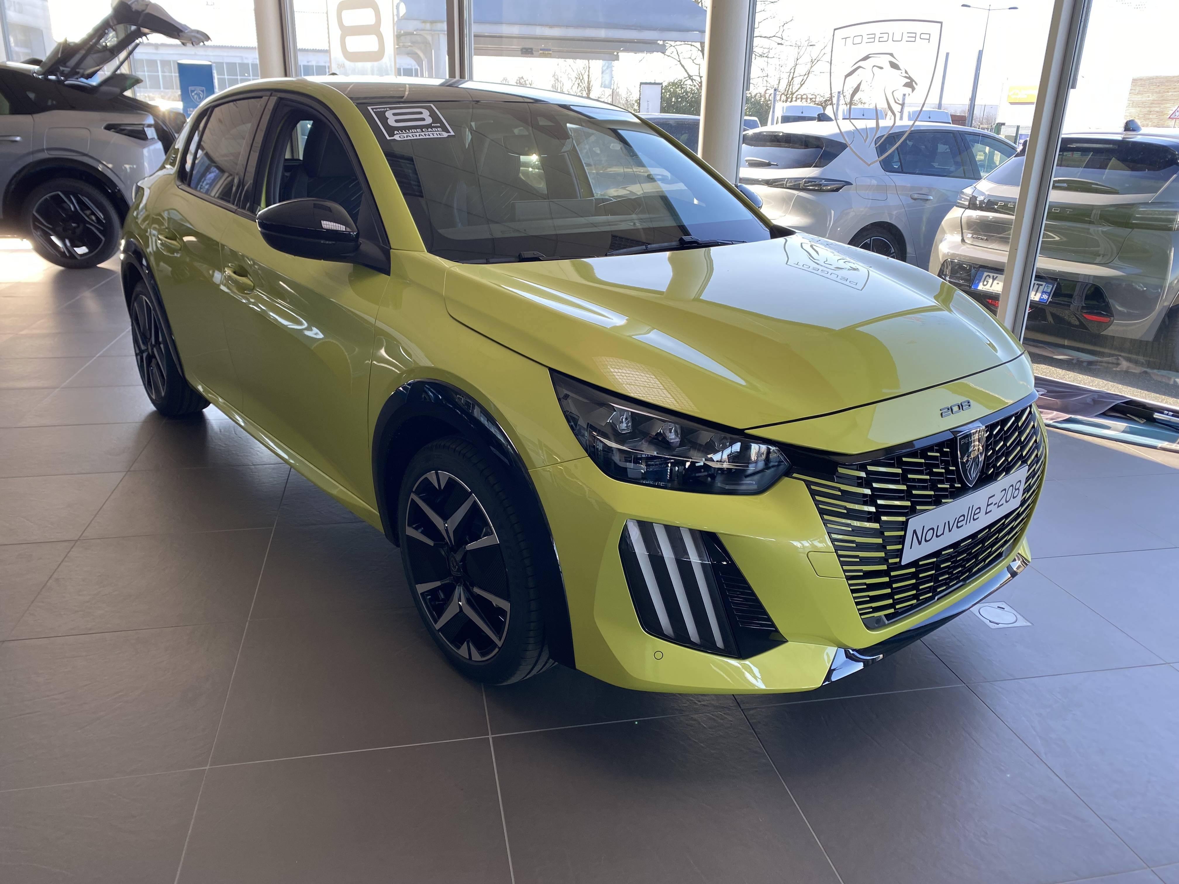 Image de l'annonce principale - Peugeot e-208
