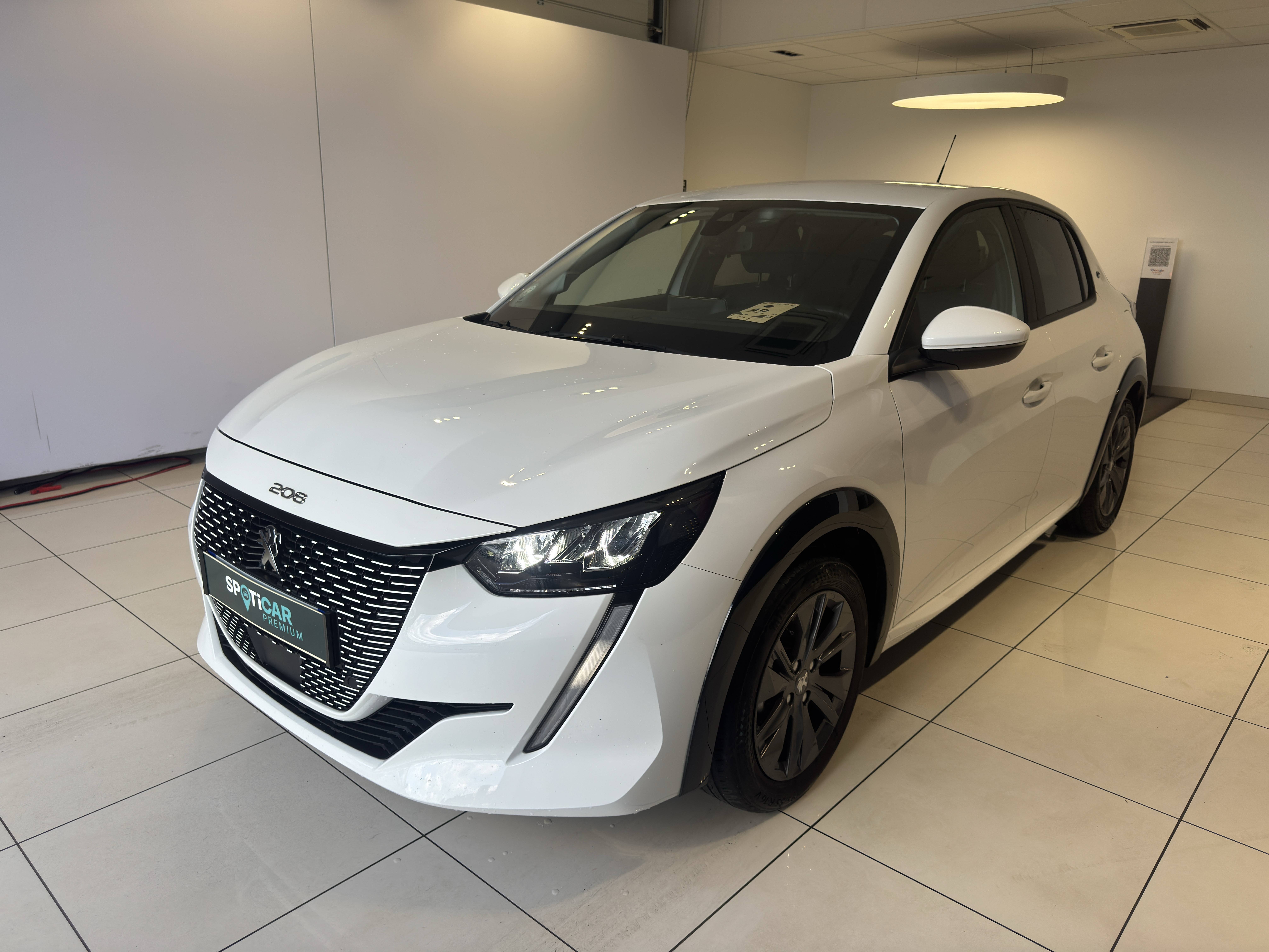 Image de l'annonce principale - Peugeot e-208
