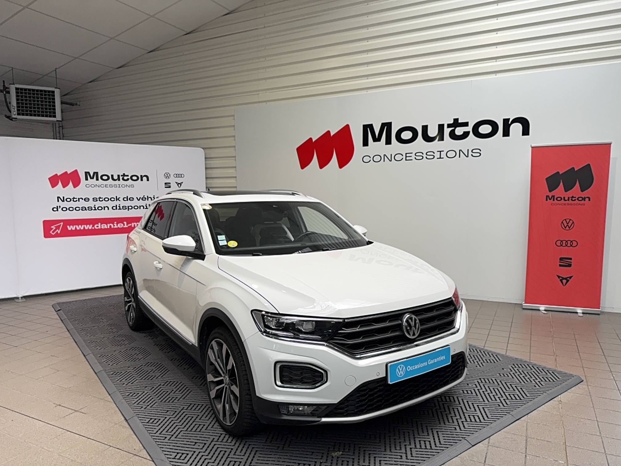 Image de l'annonce principale - Volkswagen T-Roc