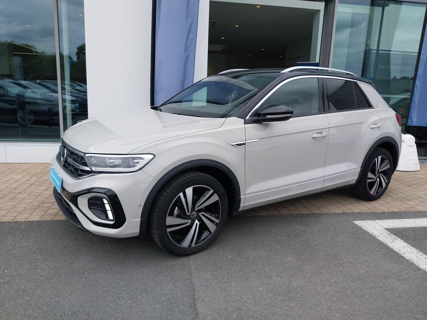 Image de l'annonce principale - Volkswagen T-Roc