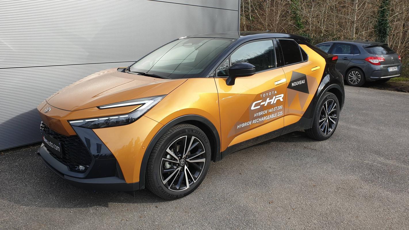 Image de l'annonce principale - Toyota C-HR