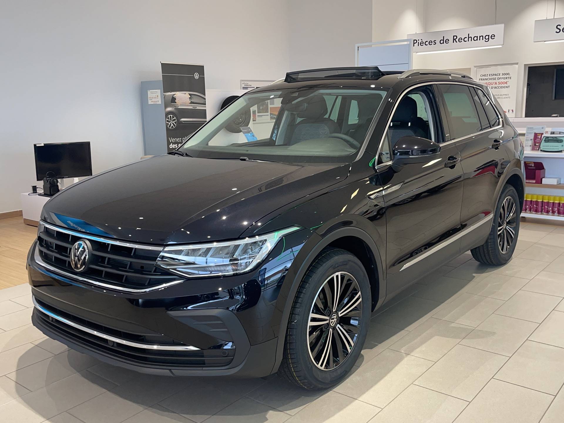 Image de l'annonce principale - Volkswagen Tiguan