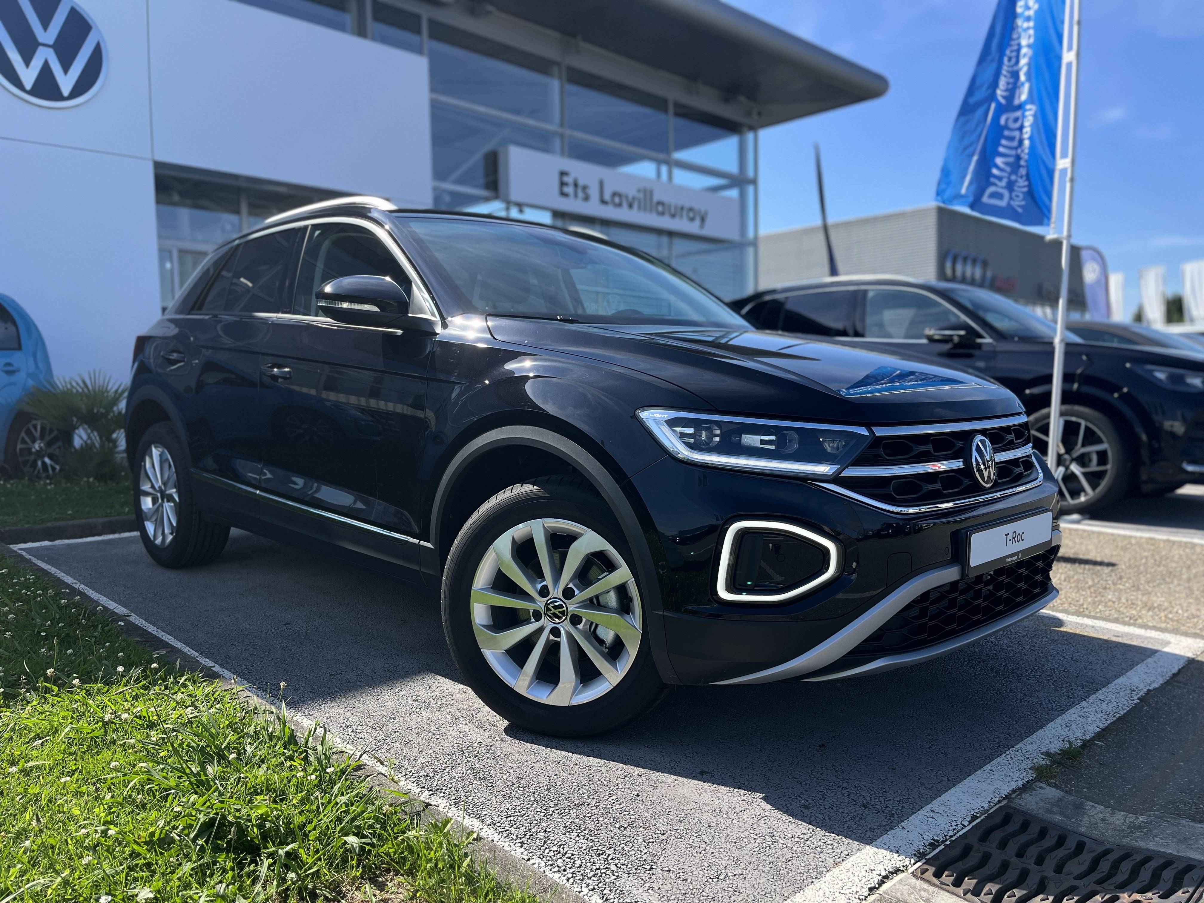 Image de l'annonce principale - Volkswagen T-Roc