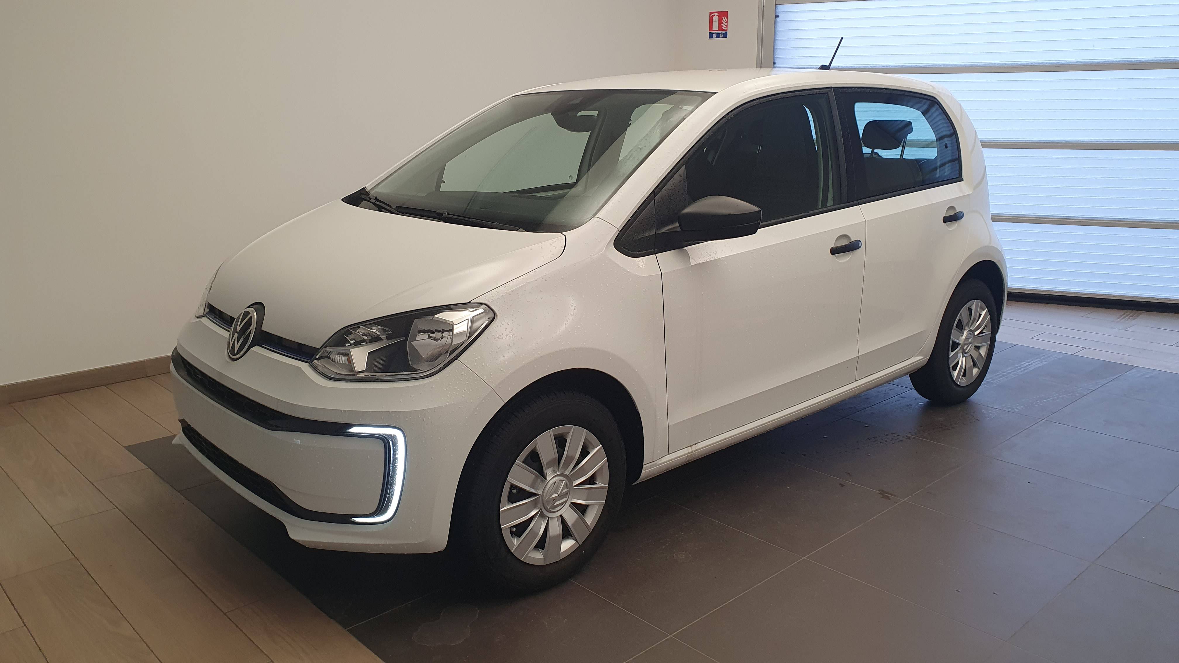 Image de l'annonce principale - Volkswagen e-Up