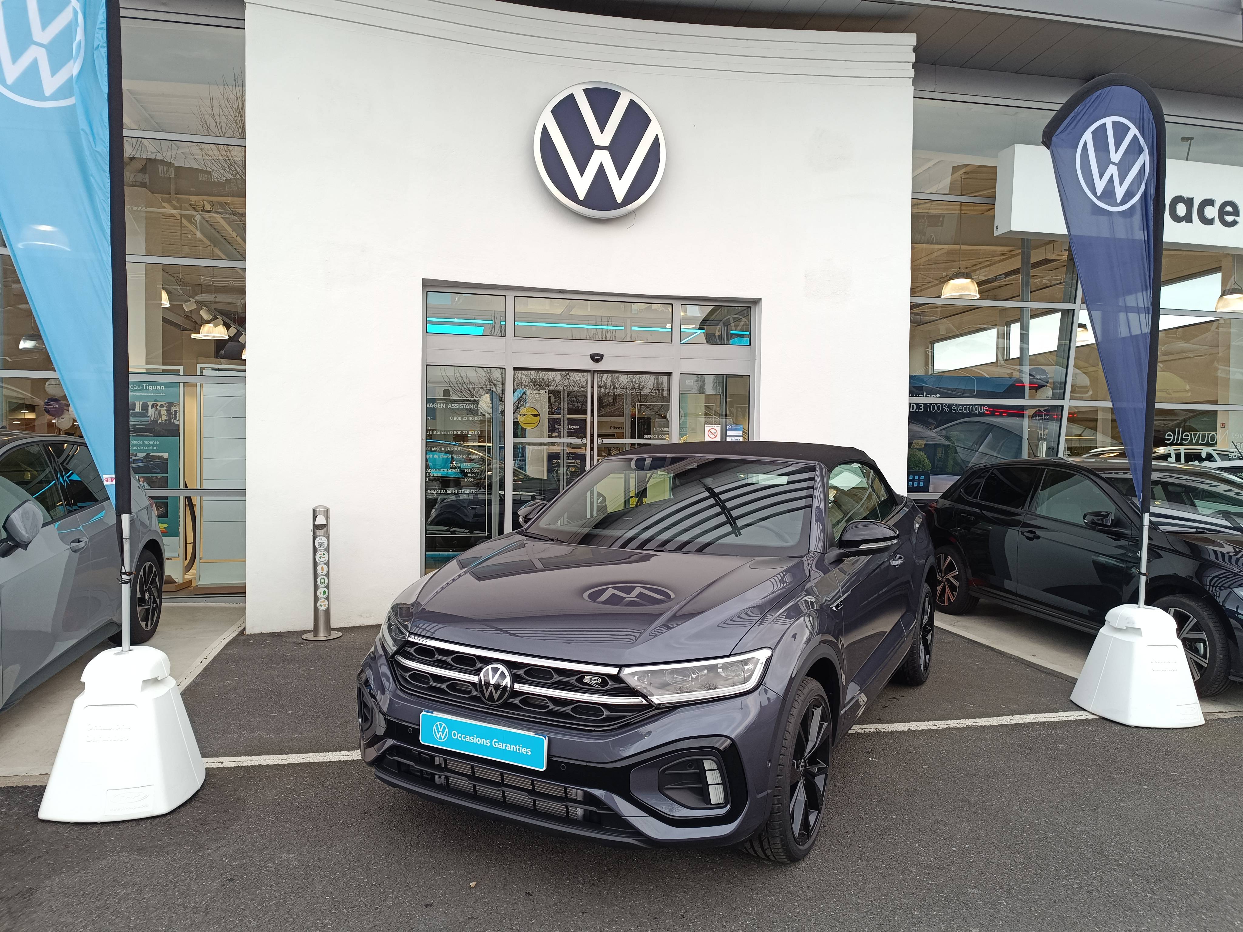 Image de l'annonce principale - Volkswagen T-Roc Cabriolet