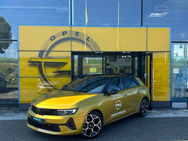 Opel Astra, Année 2023, ESSENCE