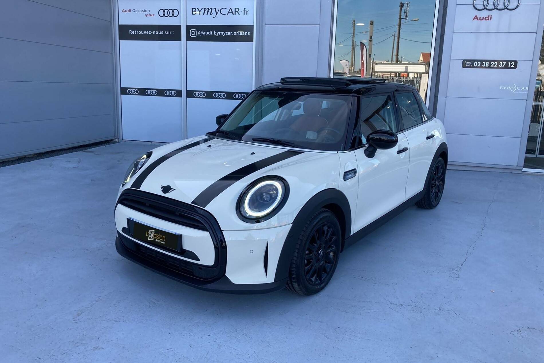 Image de l'annonce principale - MINI Hatch 5 Portes