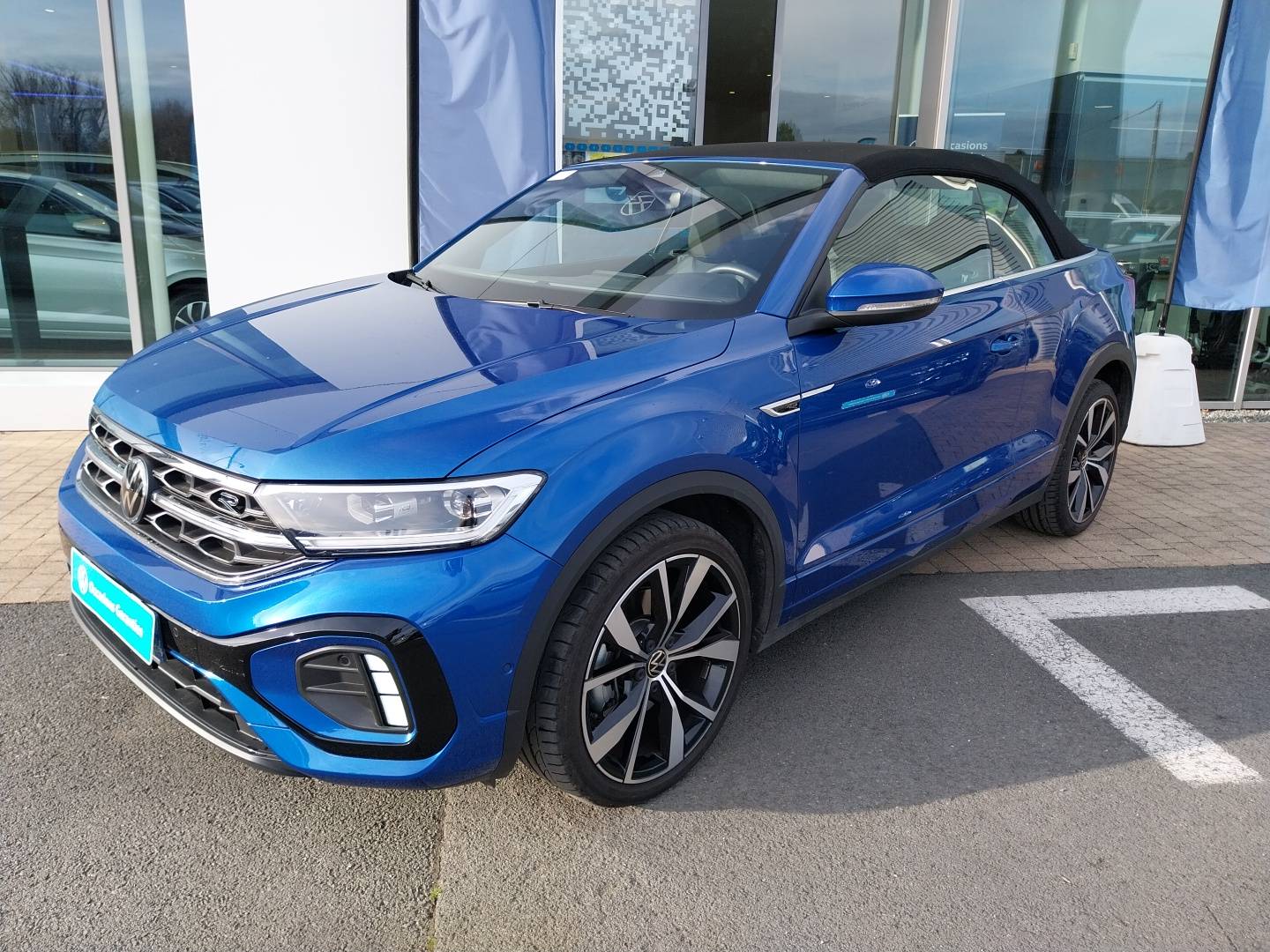 Image de l'annonce principale - Volkswagen T-Roc Cabriolet