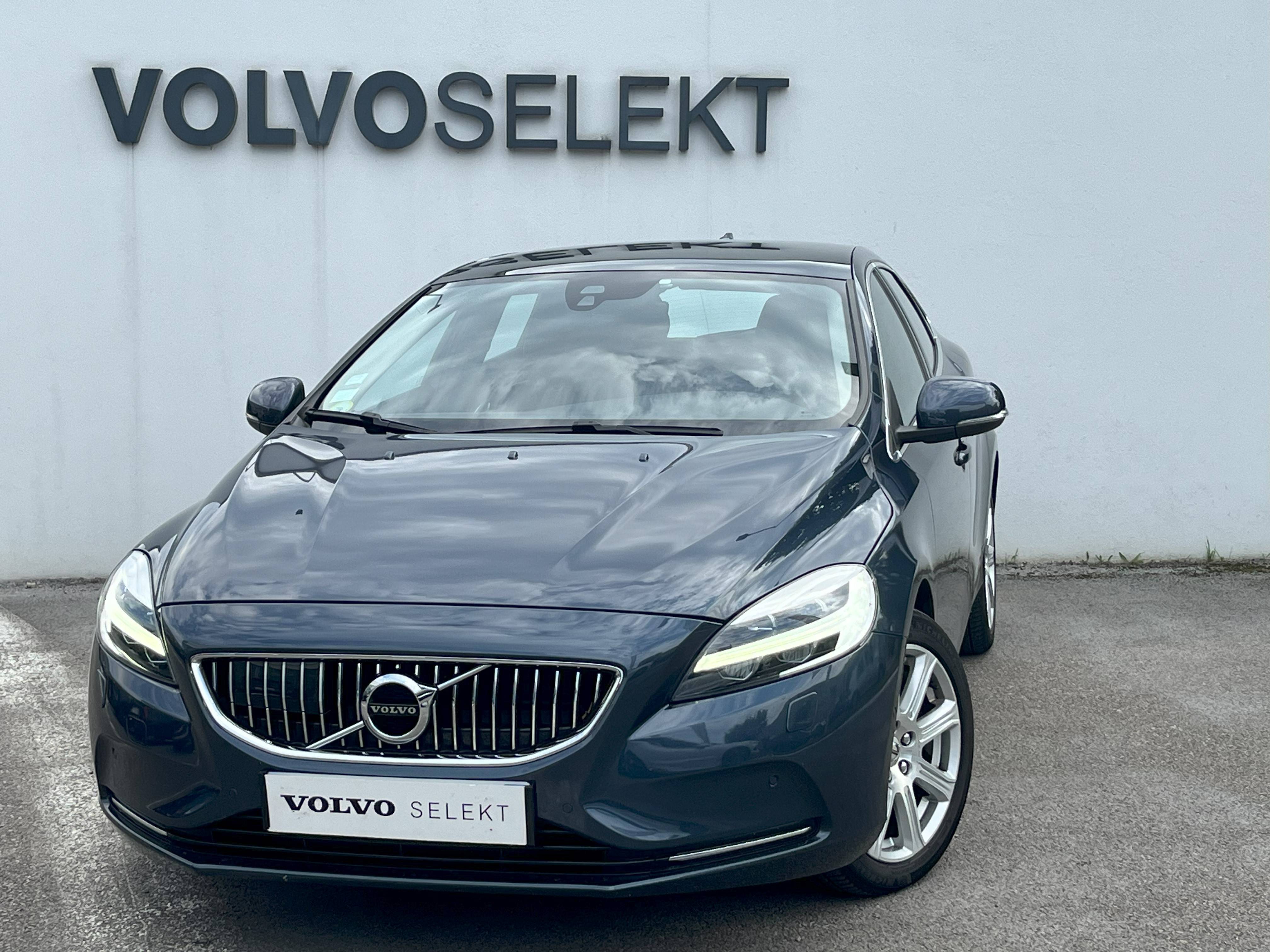 Image de l'annonce principale - Volvo V40