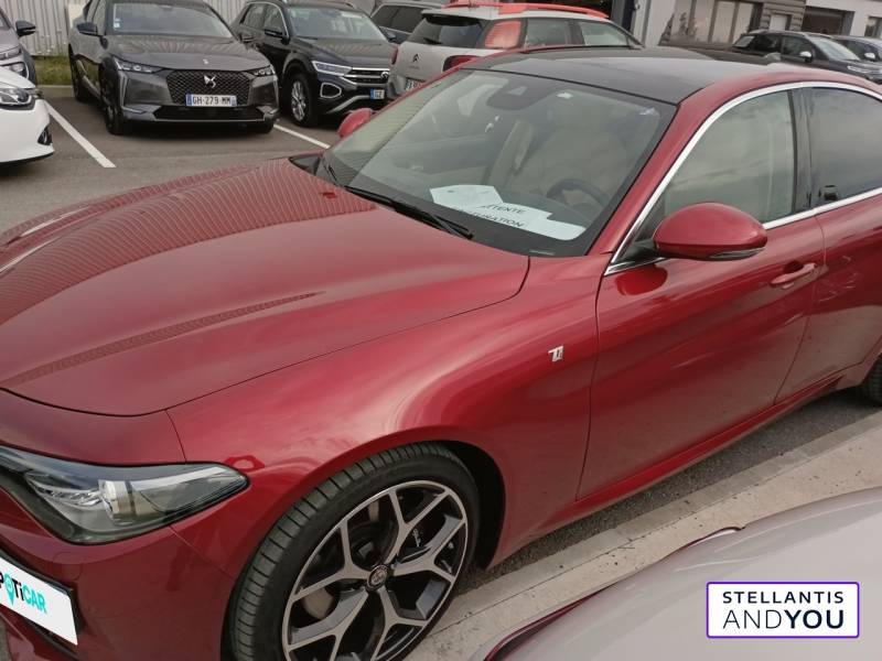 Image de l'annonce principale - Alfa Romeo Giulia