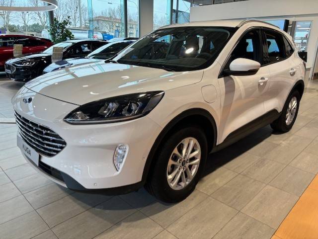 Ford Kuga, Année 2023, ESSENCE