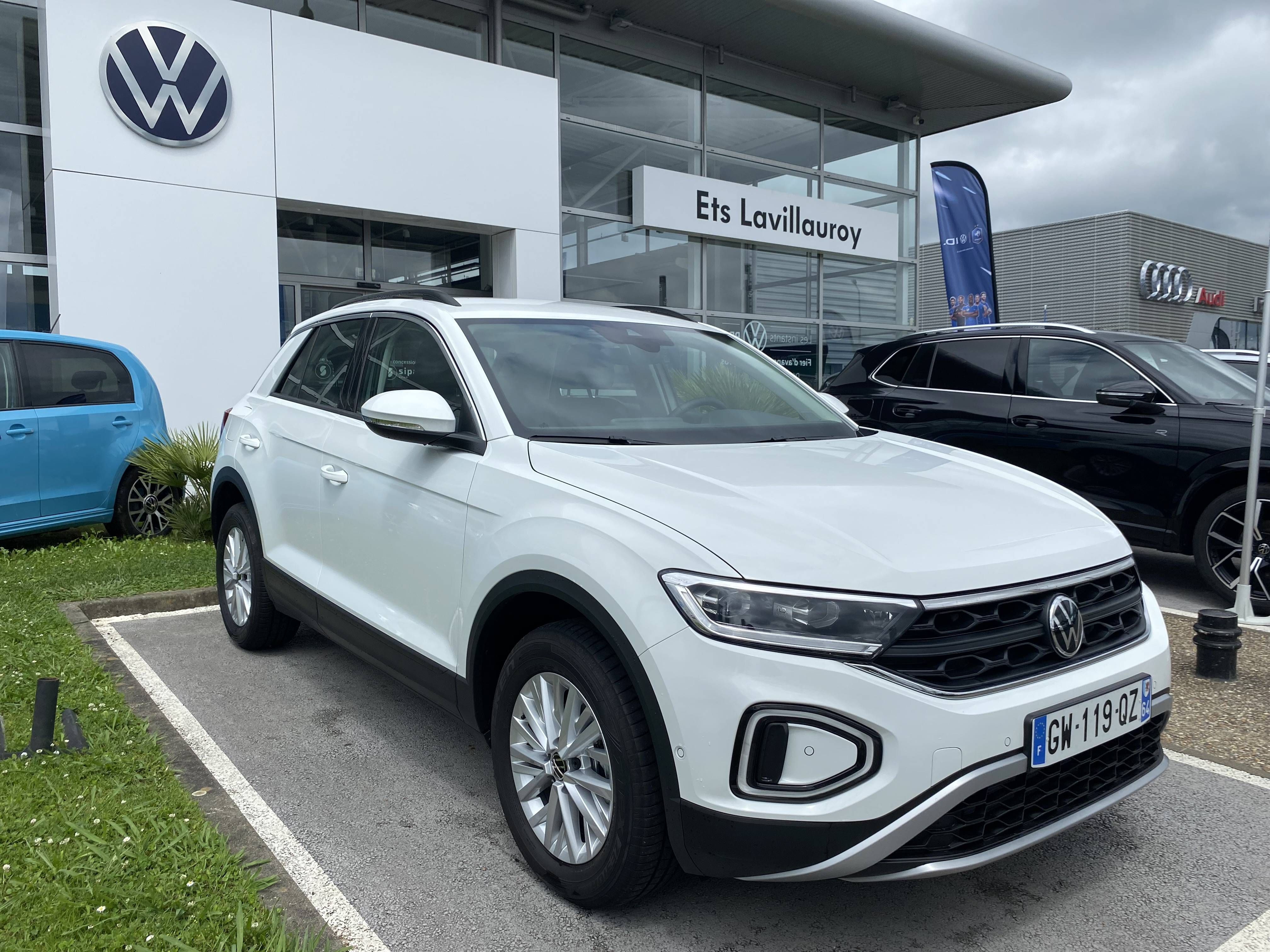 Image de l'annonce principale - Volkswagen T-Roc