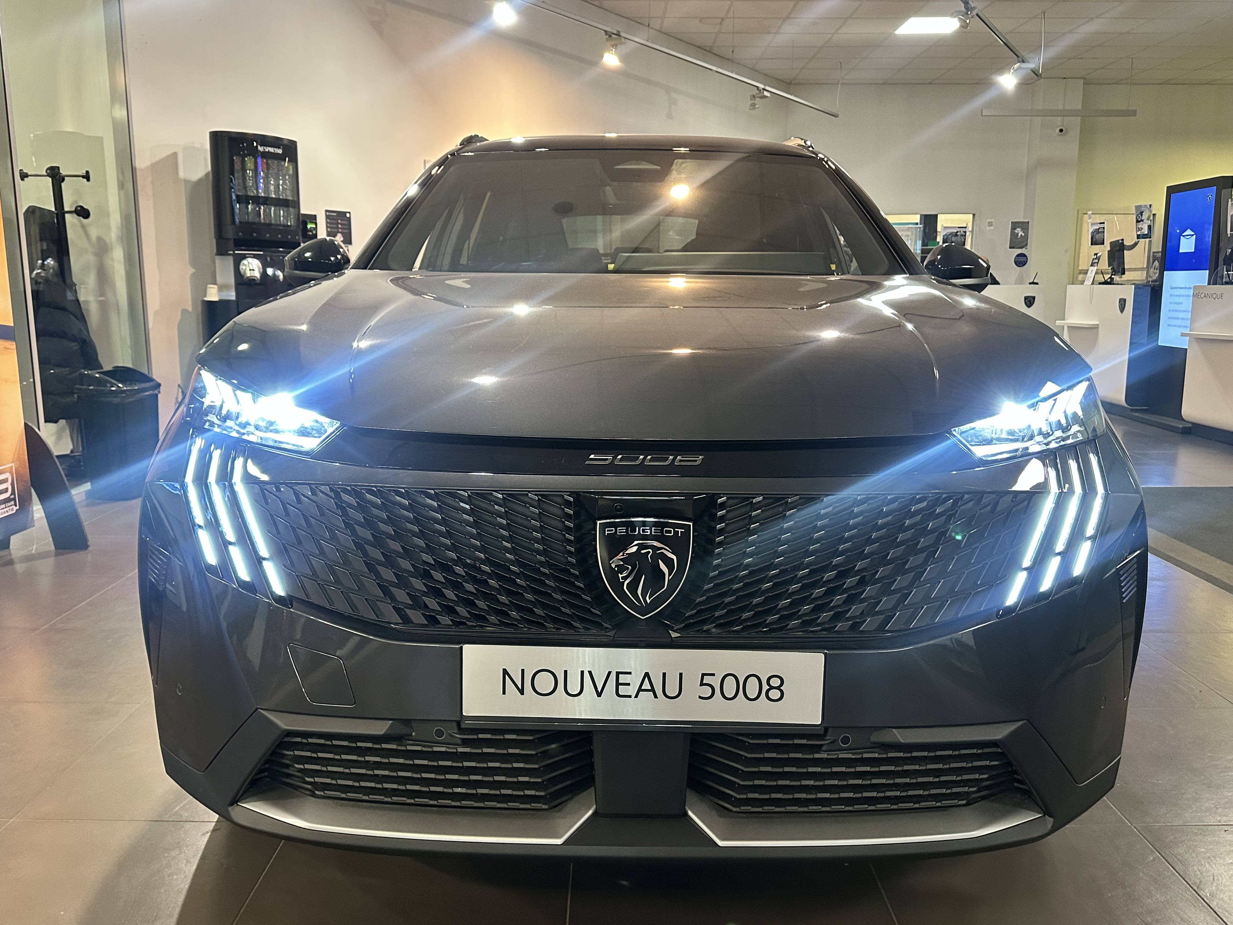 Image de l'annonce principale - Peugeot 5008