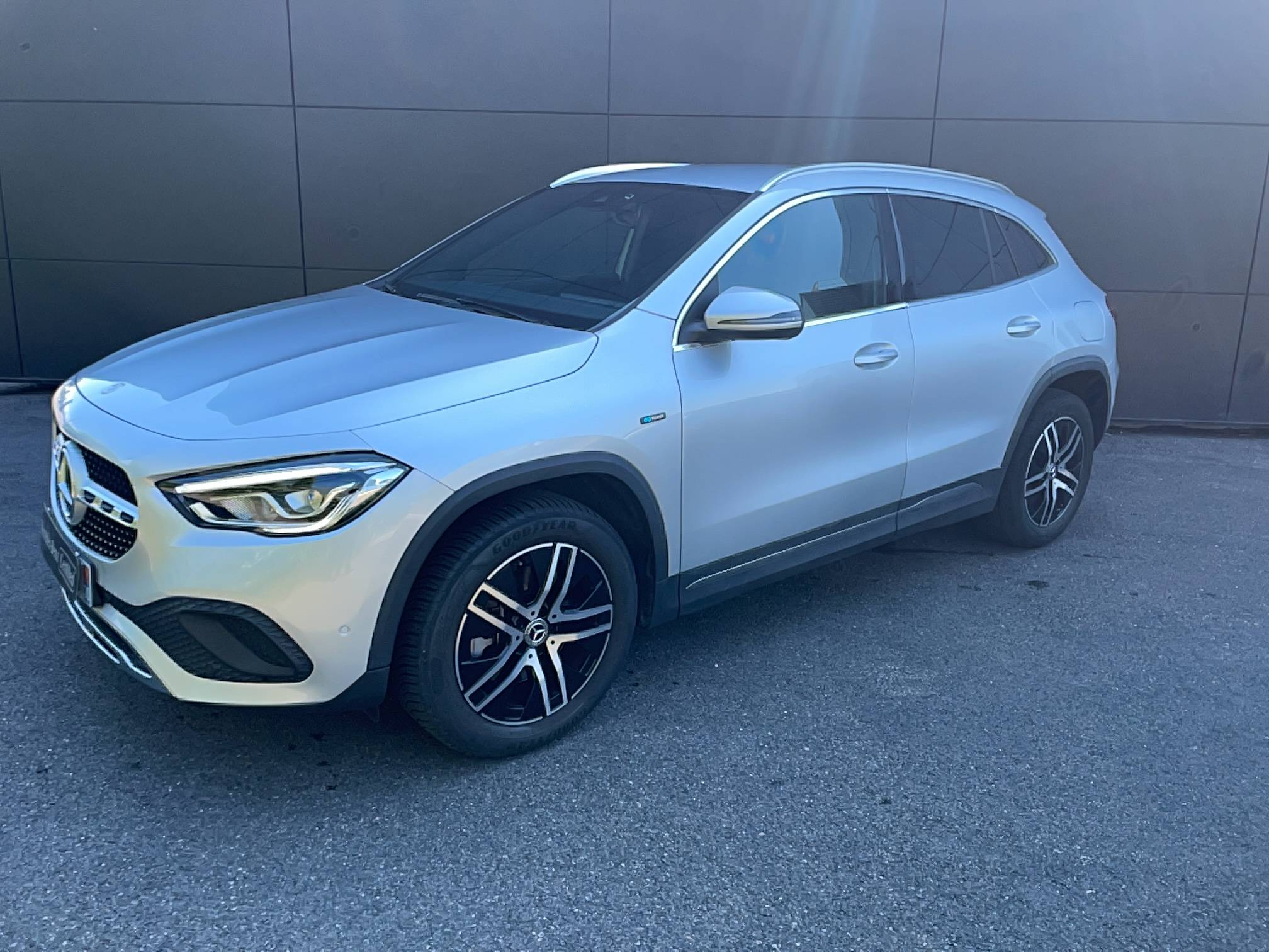 Image de l'annonce principale - Mercedes-Benz GLA