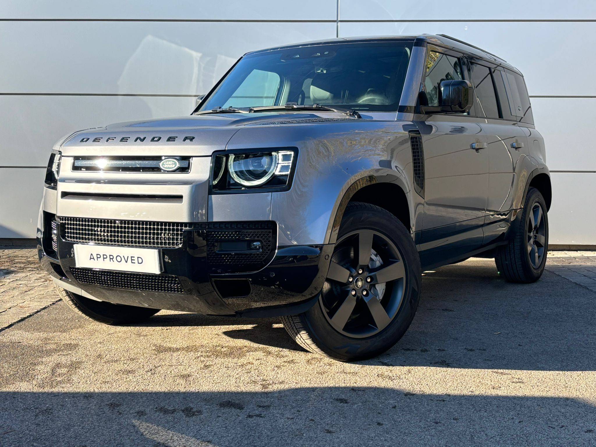 Image de l'annonce principale - Land Rover Defender