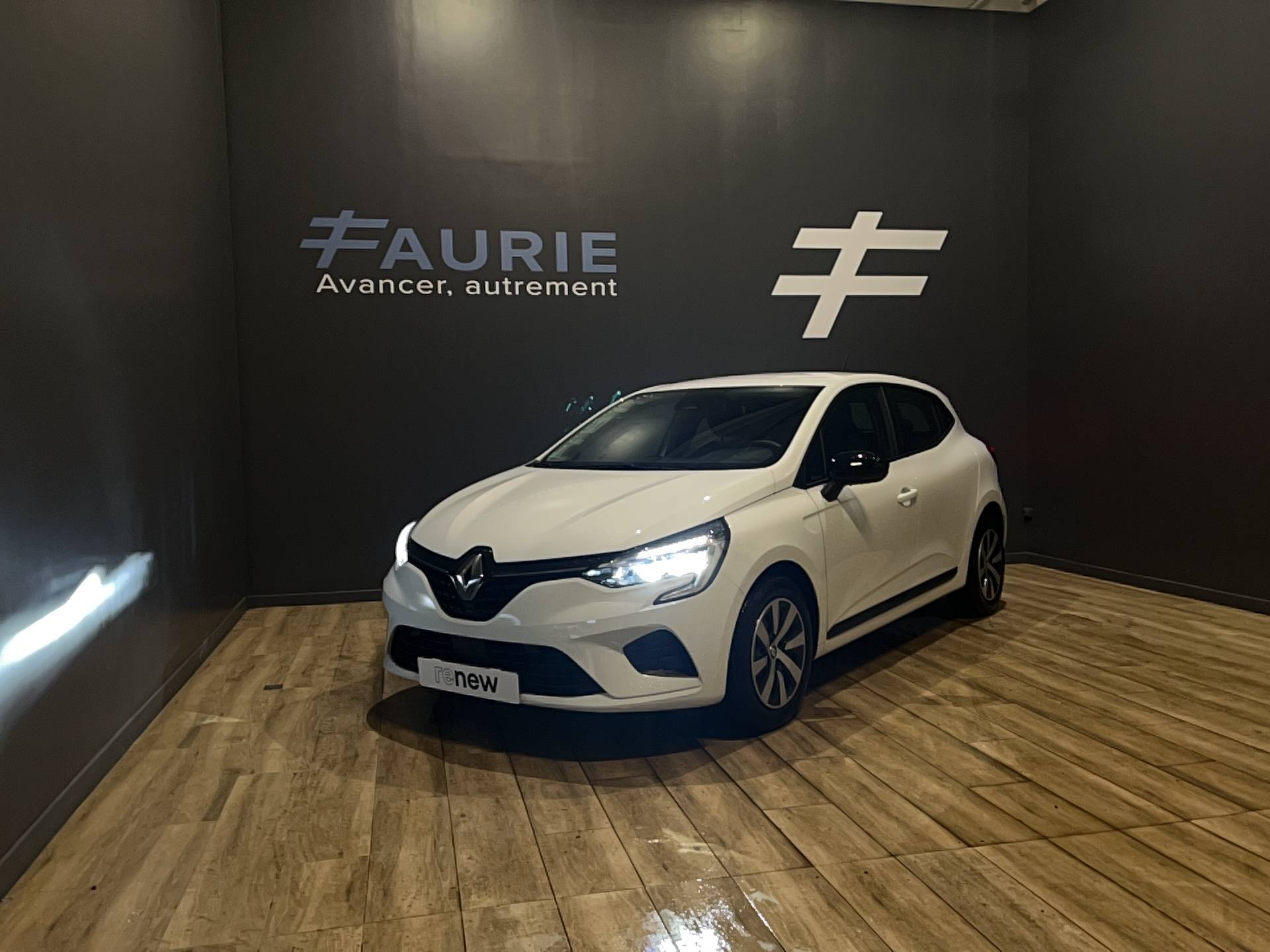 Image de l'annonce principale - Renault Clio