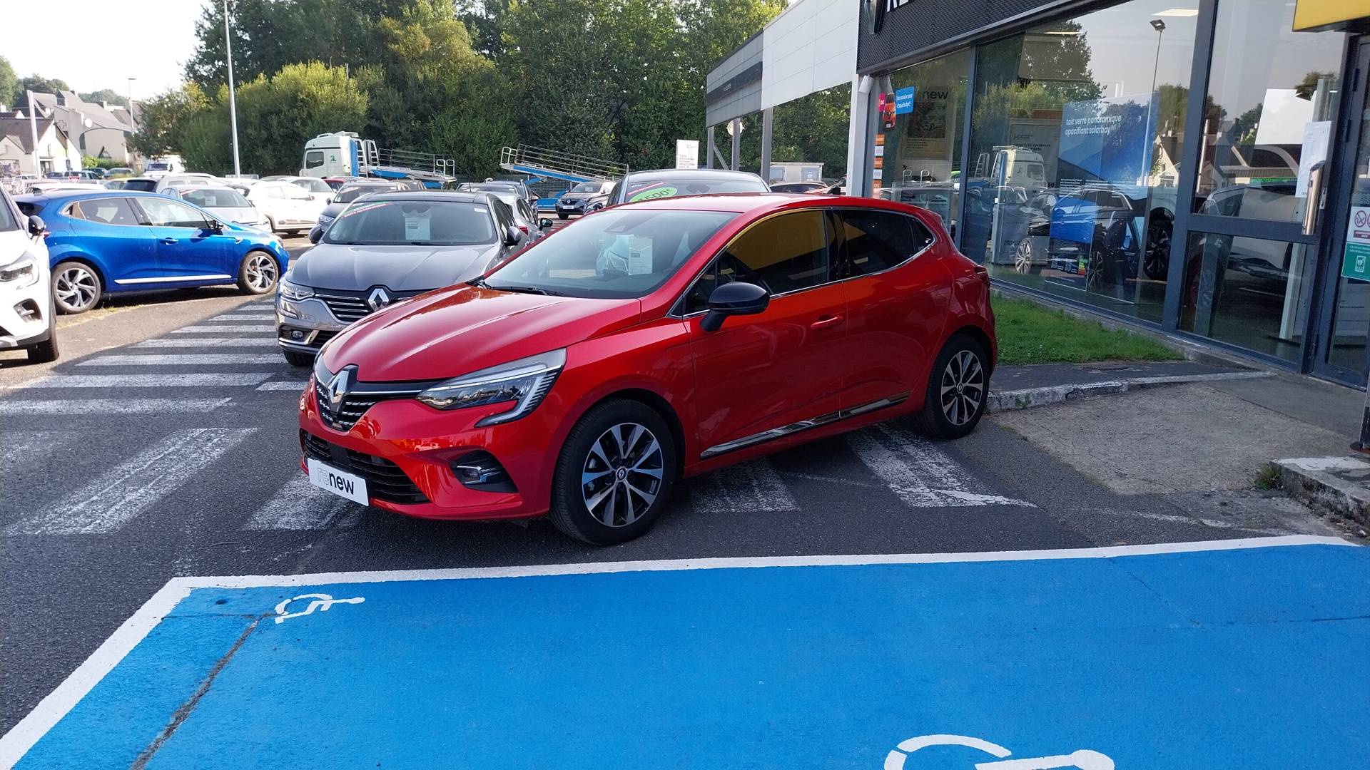 Image de l'annonce principale - Renault Clio