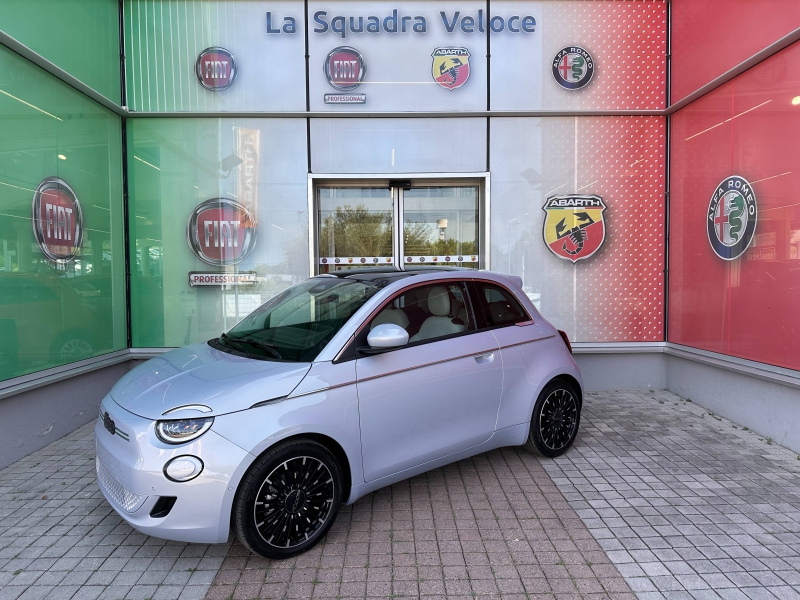 Image de l'annonce principale - Fiat 500E