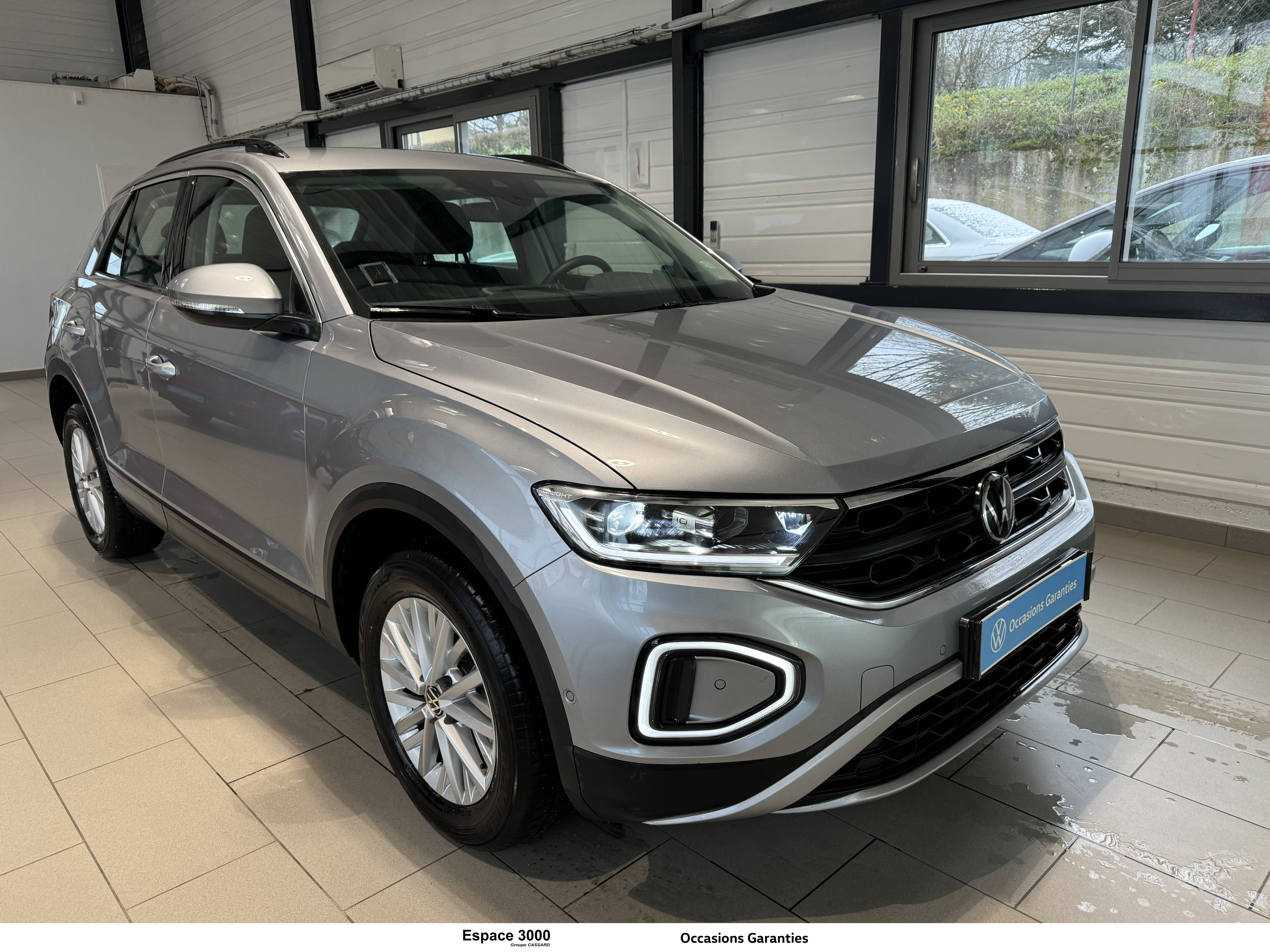 Image de l'annonce principale - Volkswagen T-Roc