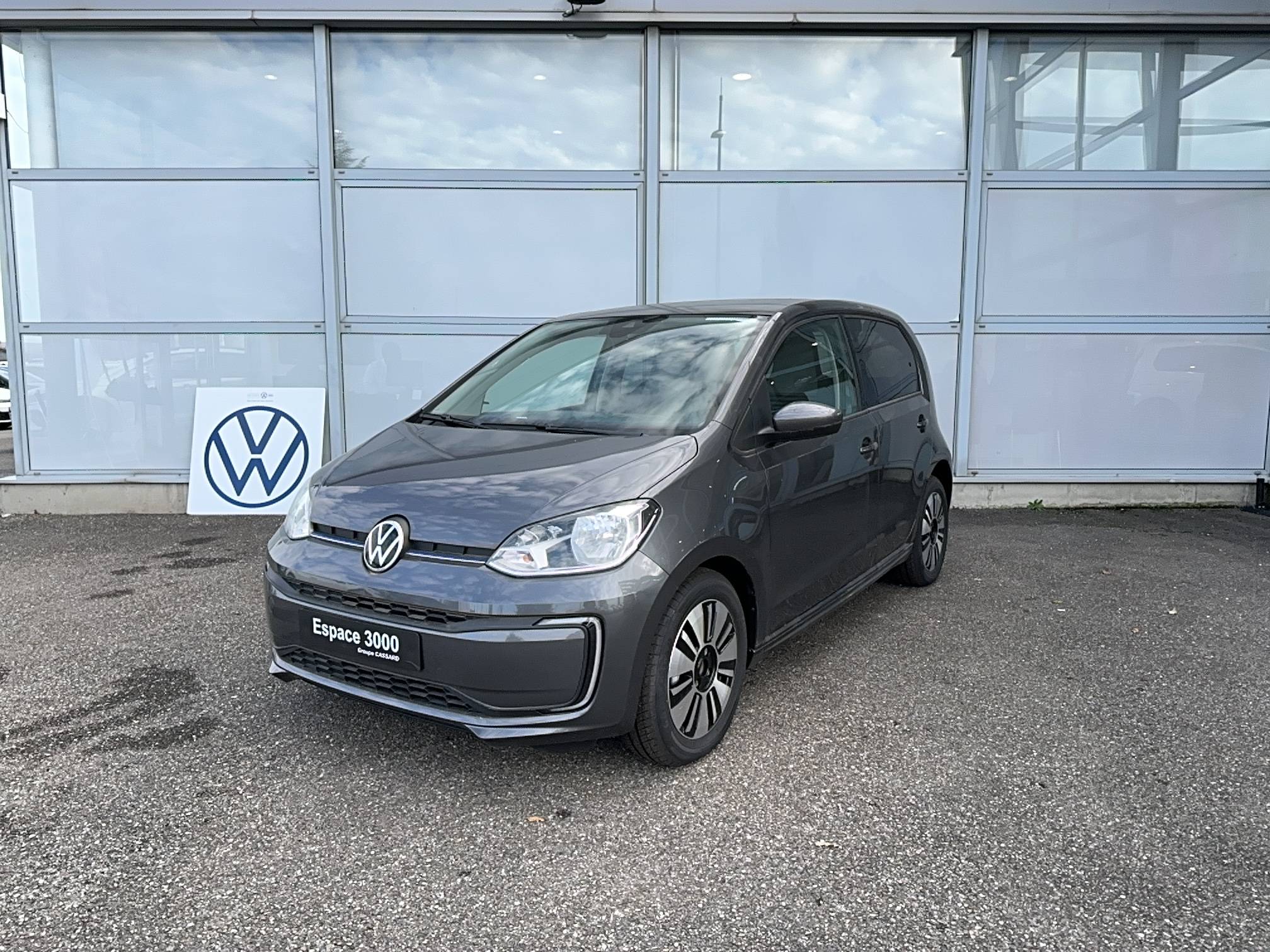 Image de l'annonce principale - Volkswagen e-Up