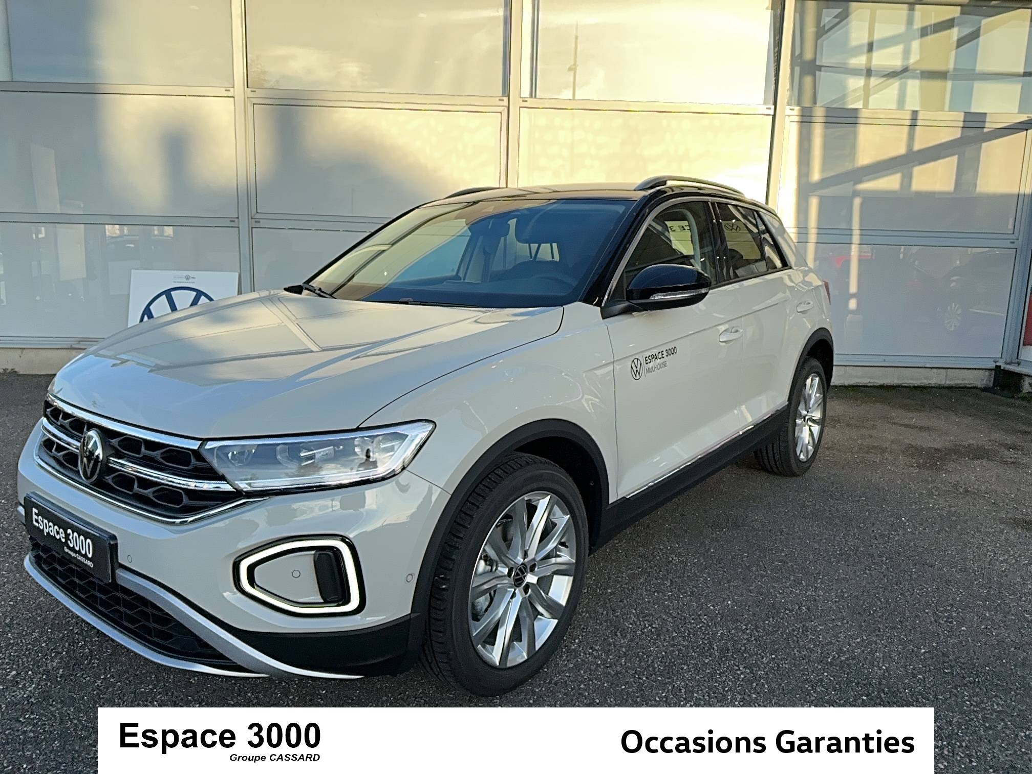 Image de l'annonce principale - Volkswagen T-Roc